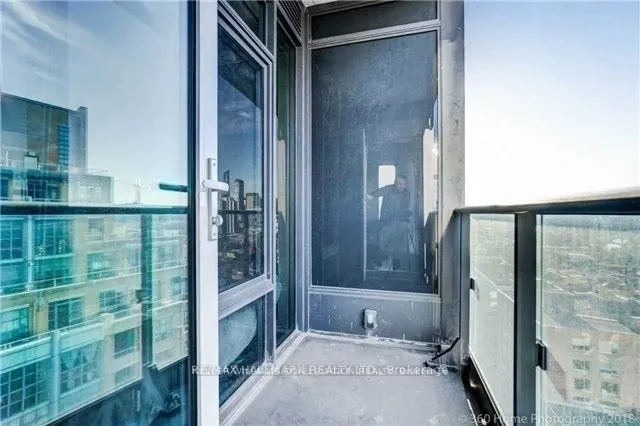 435 Richmond Street W, #1403