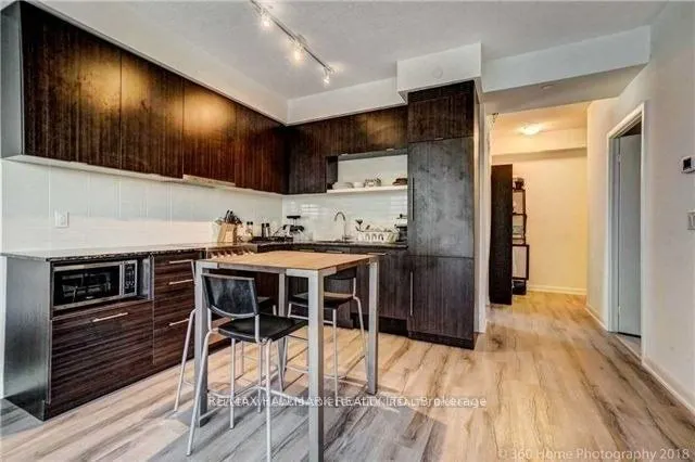 435 Richmond Street W, #1403