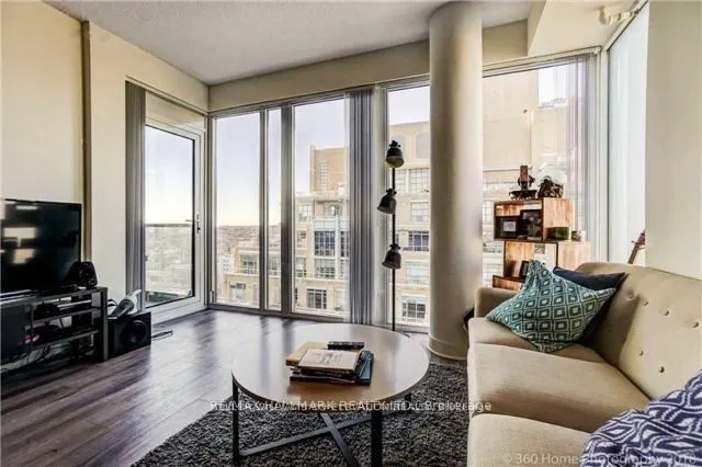 435 Richmond Street W, #1403