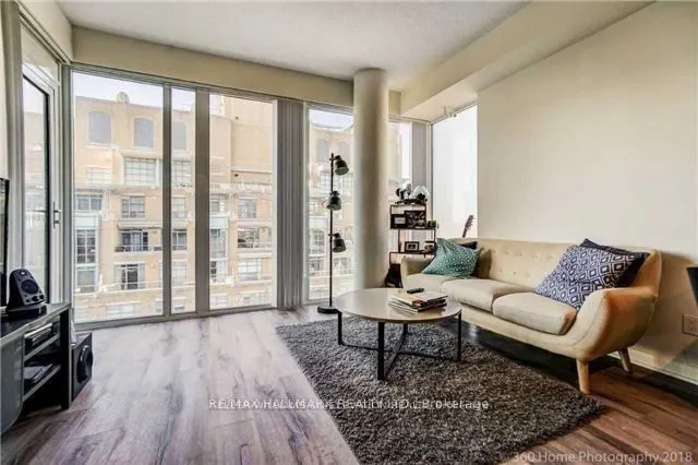 435 Richmond Street W, #1403