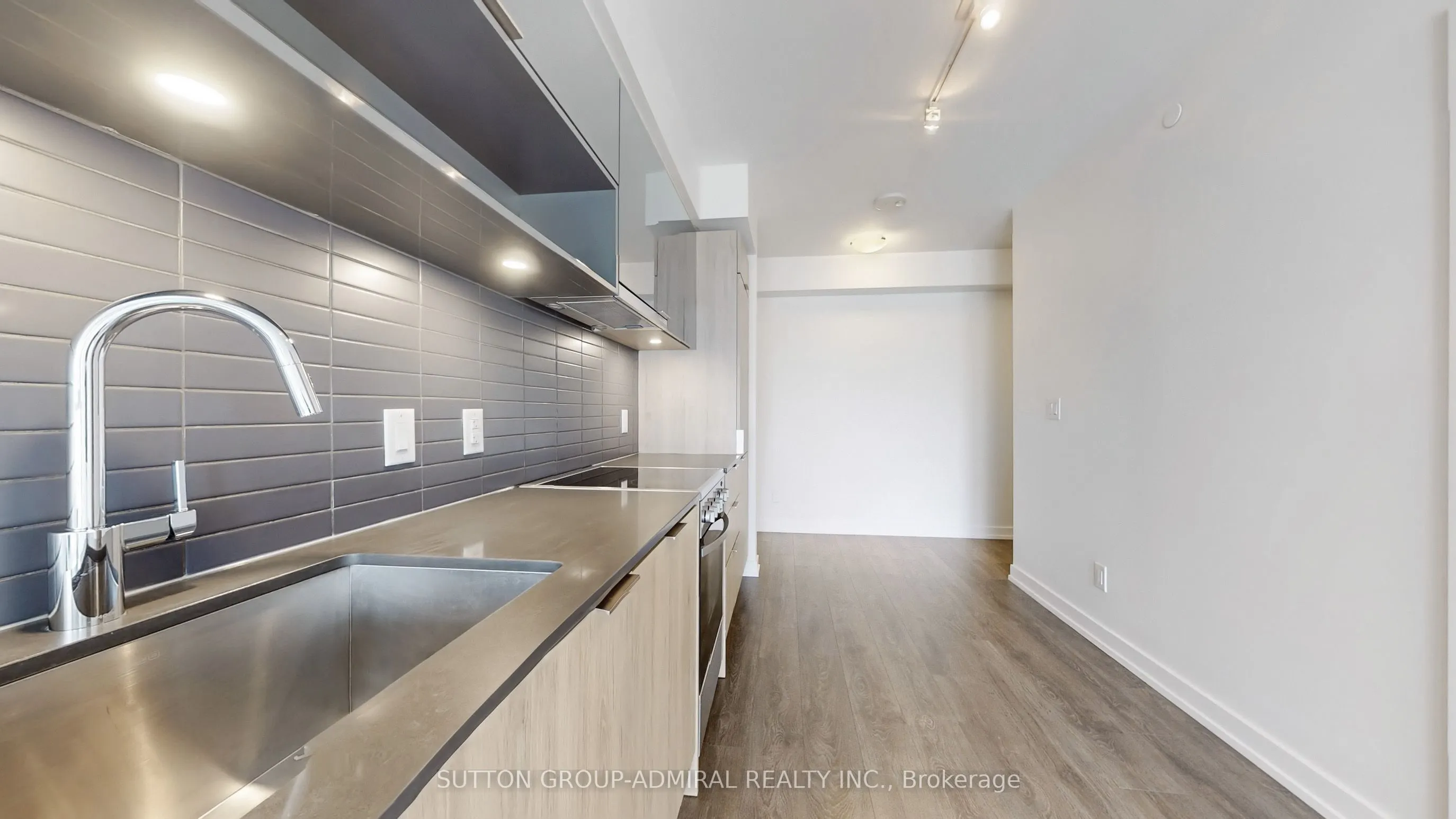159 Wellesley Street E, #1601
