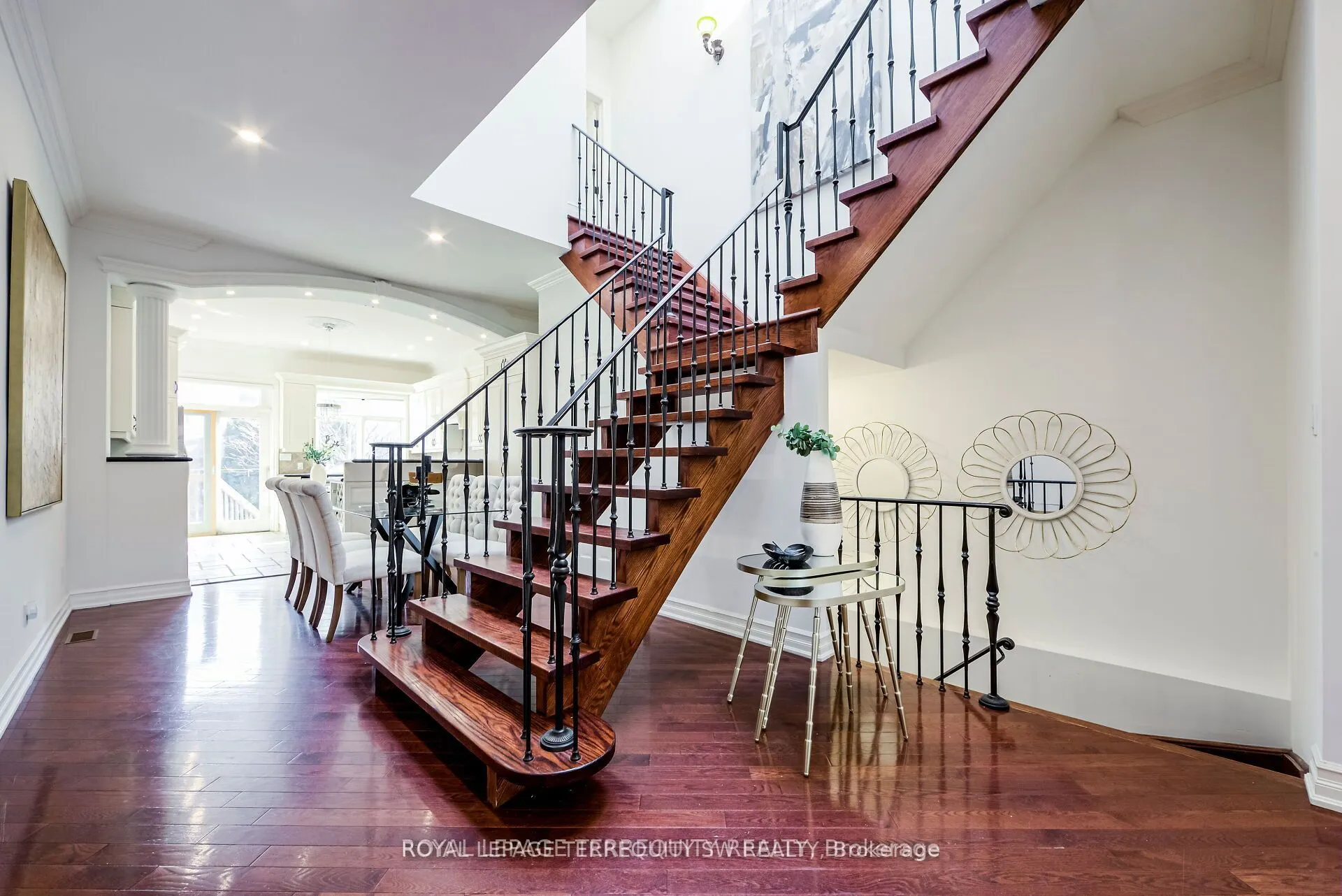 329 Lippincott Street