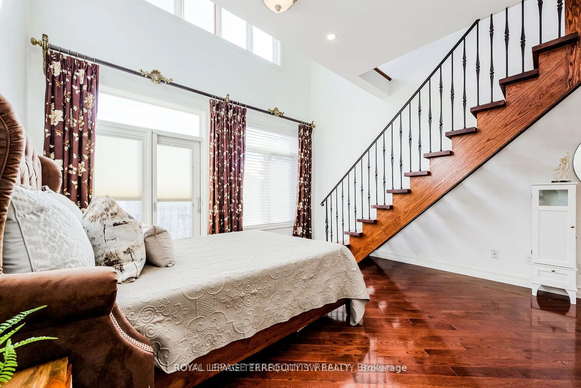 329 Lippincott Street