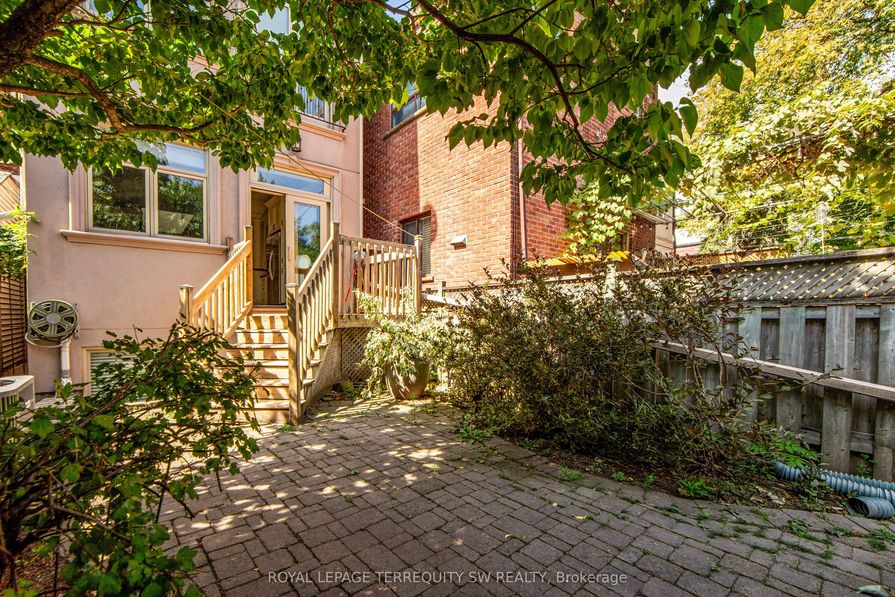 329 Lippincott Street