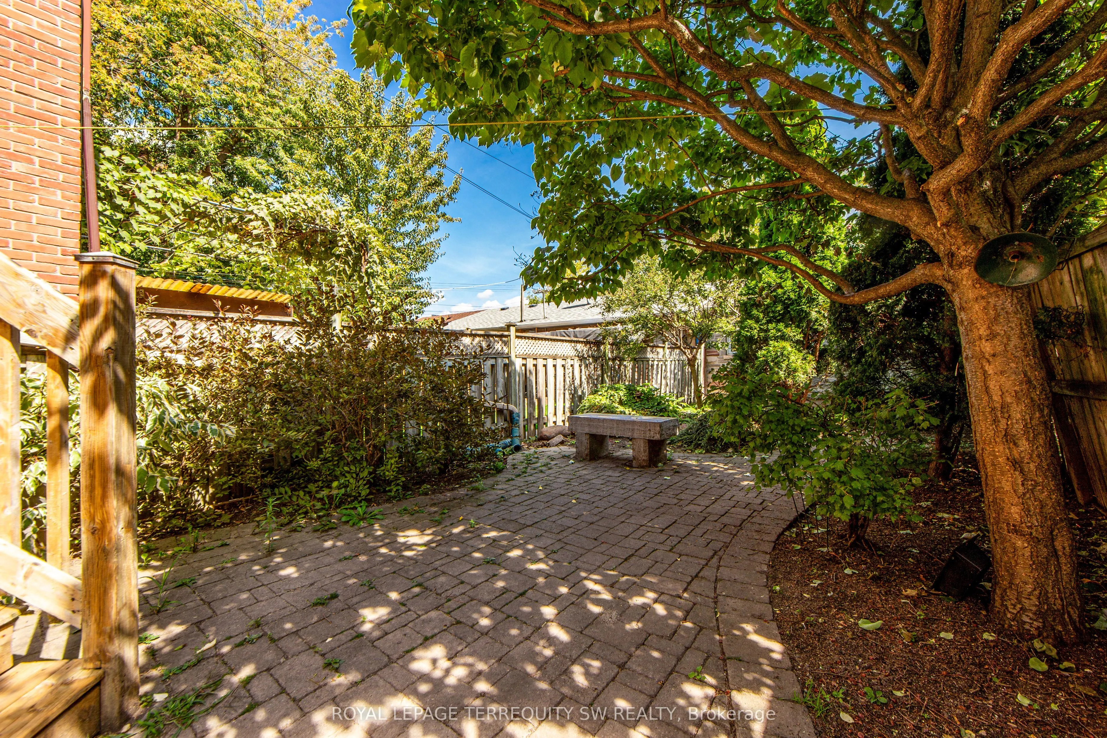 329 Lippincott Street