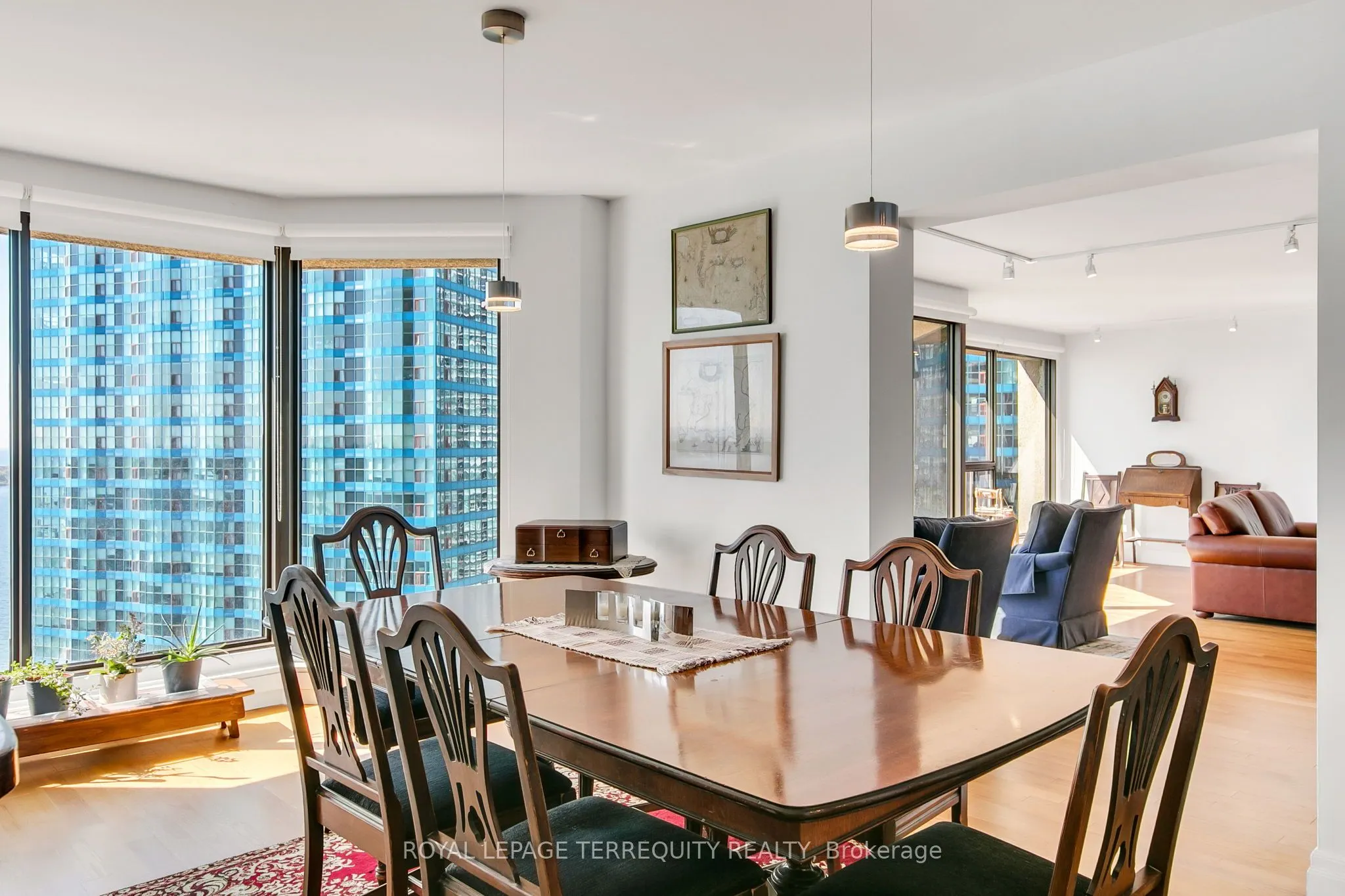 55 Harbour Square, #2311