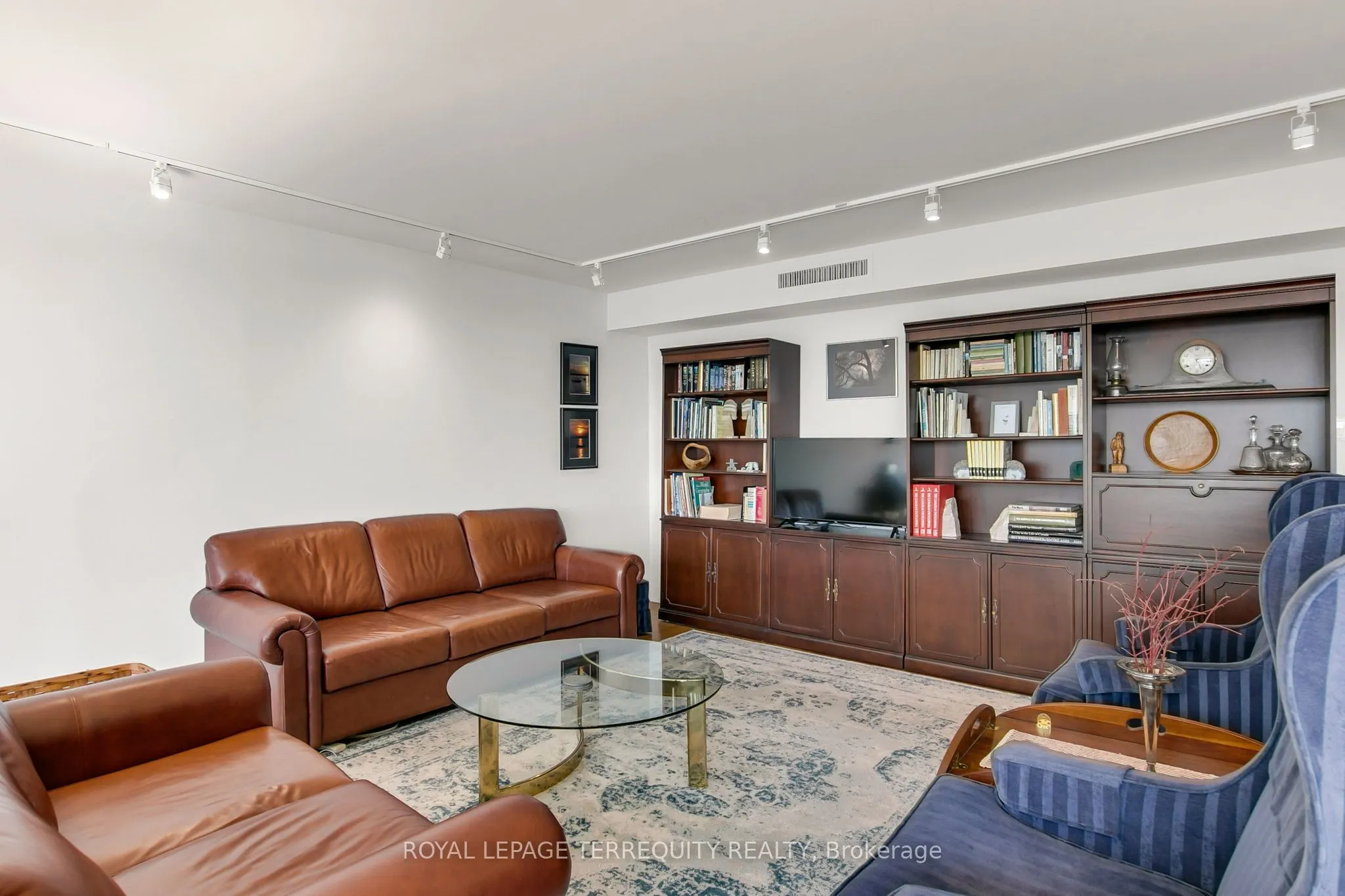 55 Harbour Square, #2311