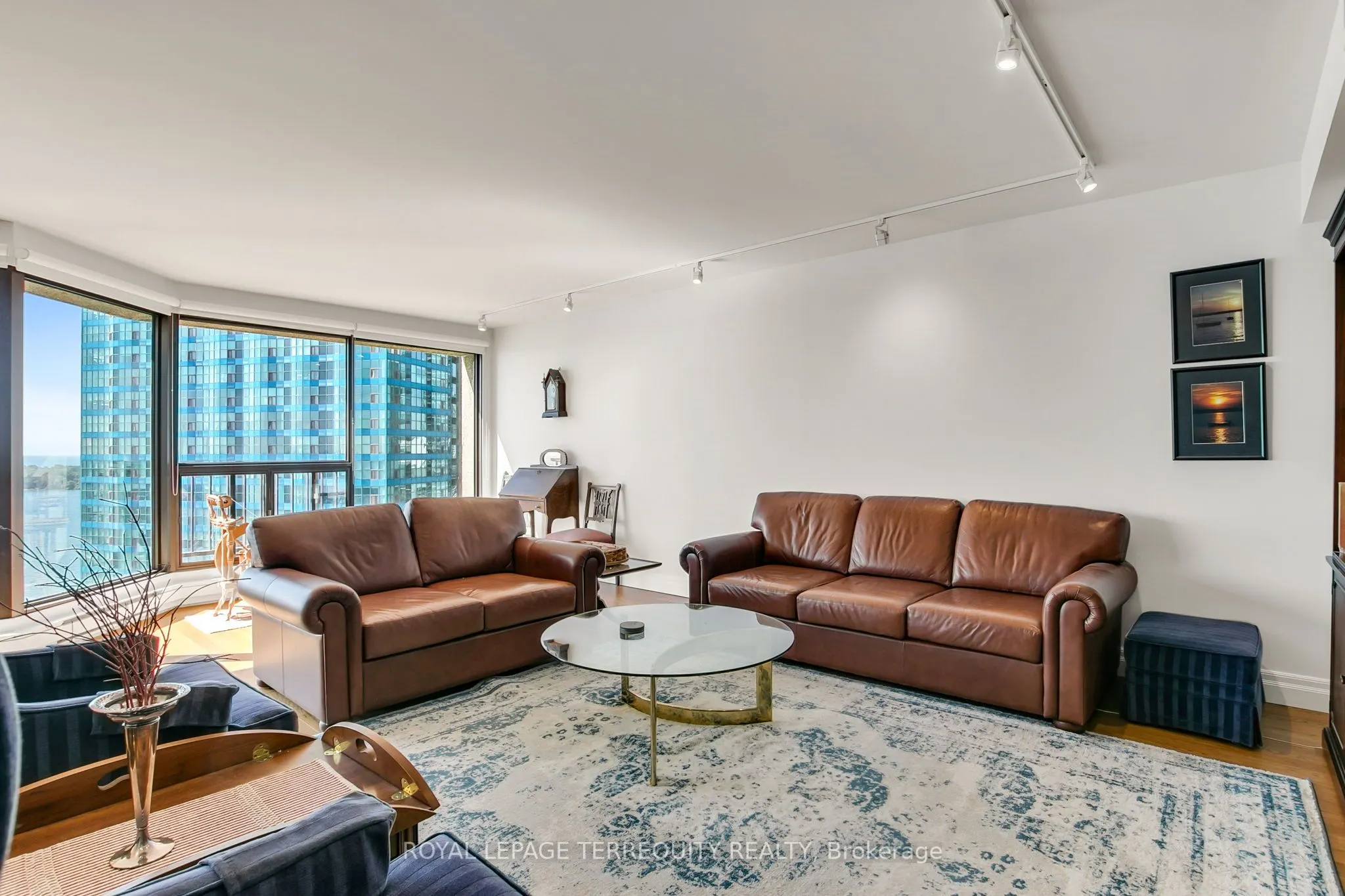 55 Harbour Square, #2311