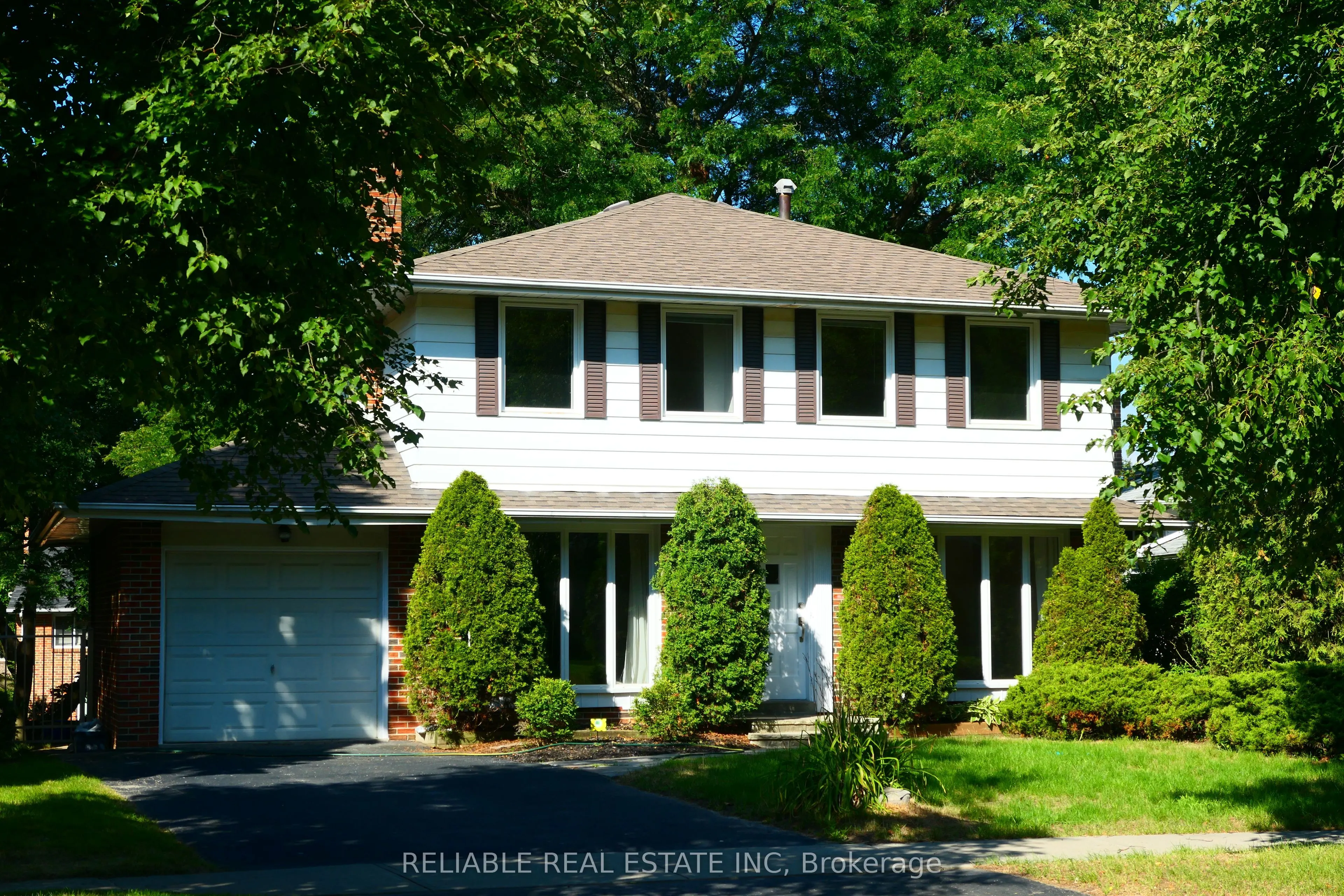 55 Silkwood Crescent