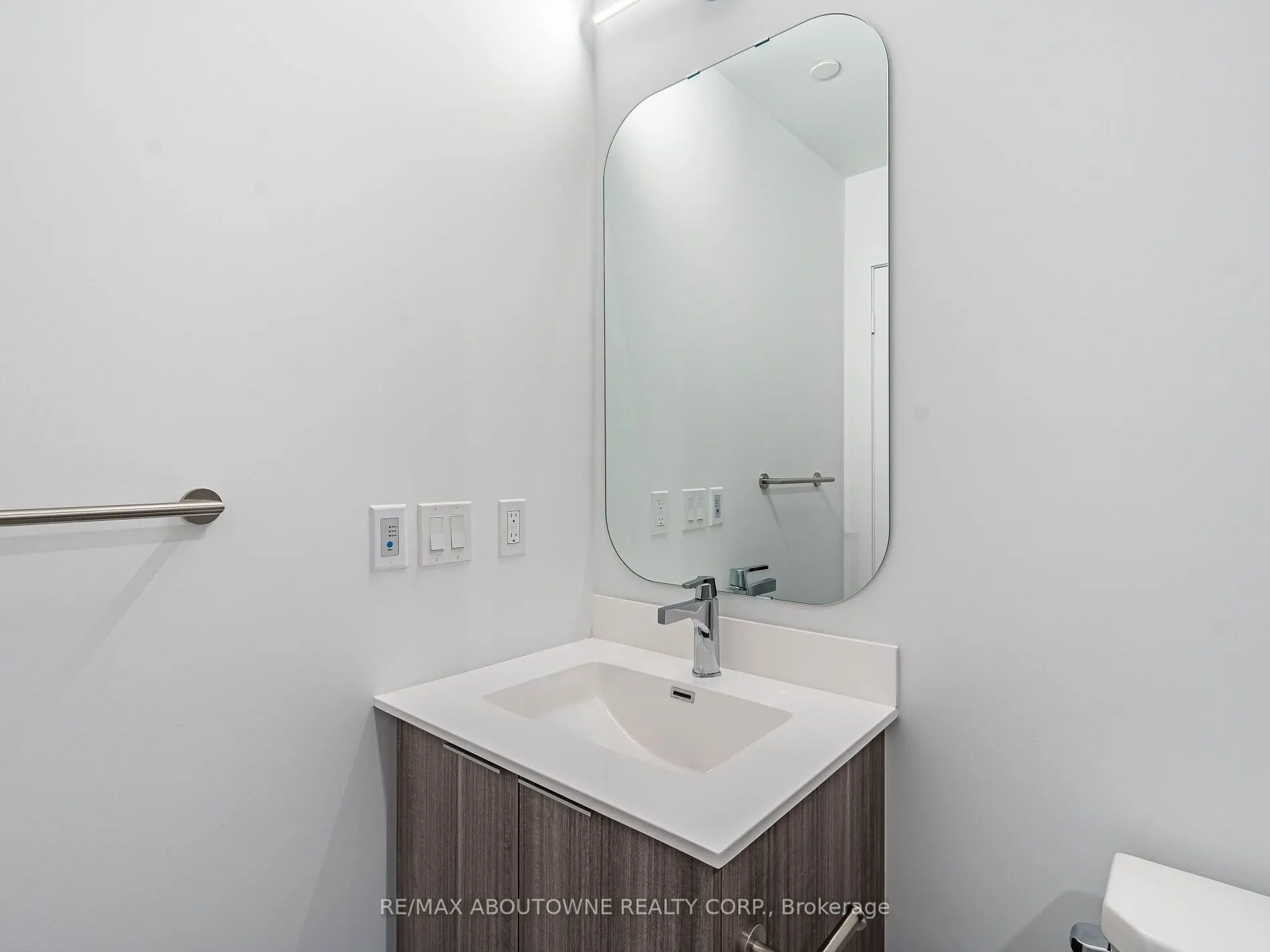 15 Richardson Street, #1507