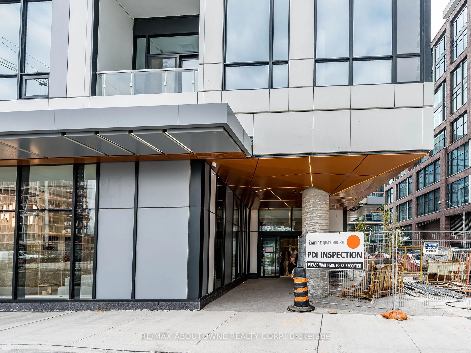 15 Richardson Street, #1507