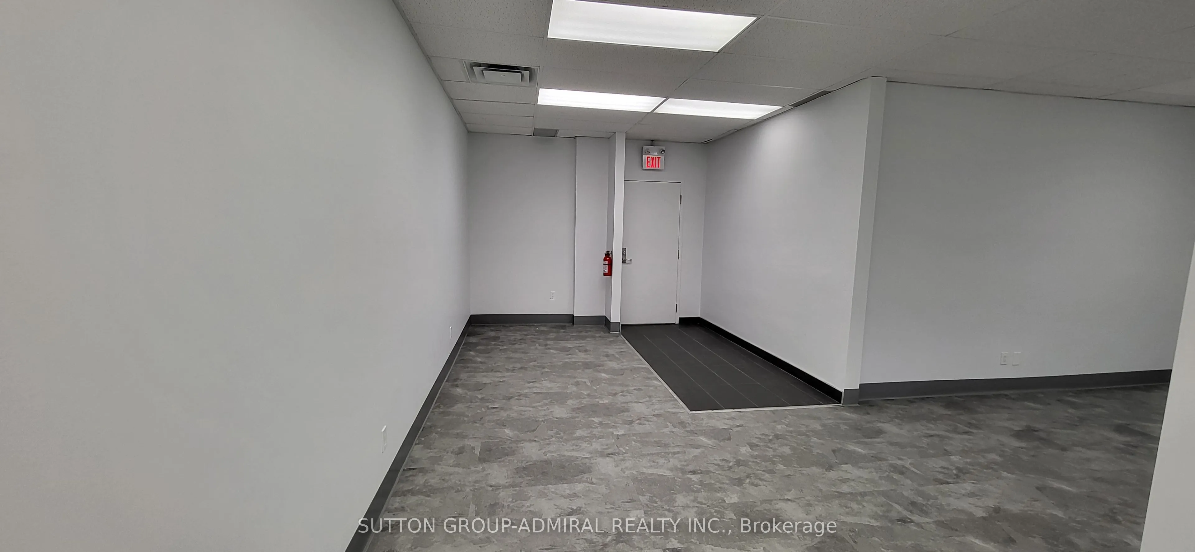 845 St Clair Avenue W