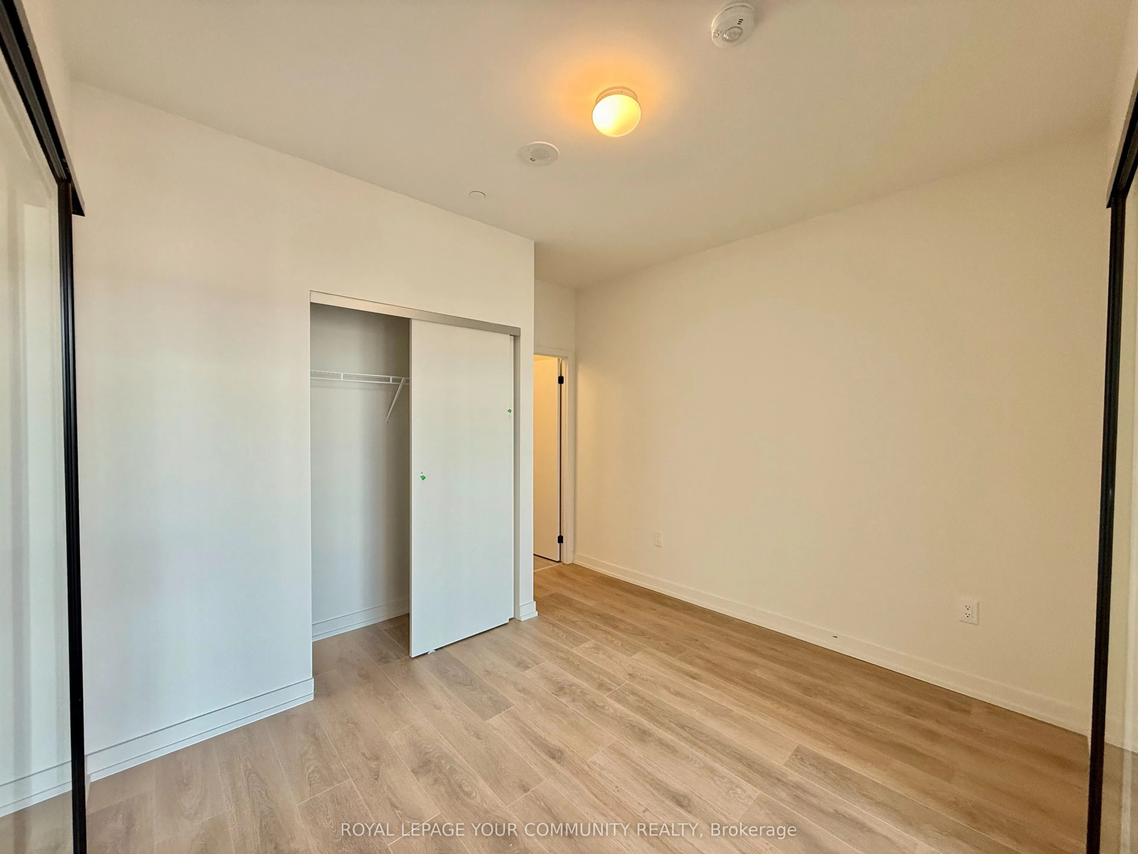 181 Sterling Road, #UPH 06
