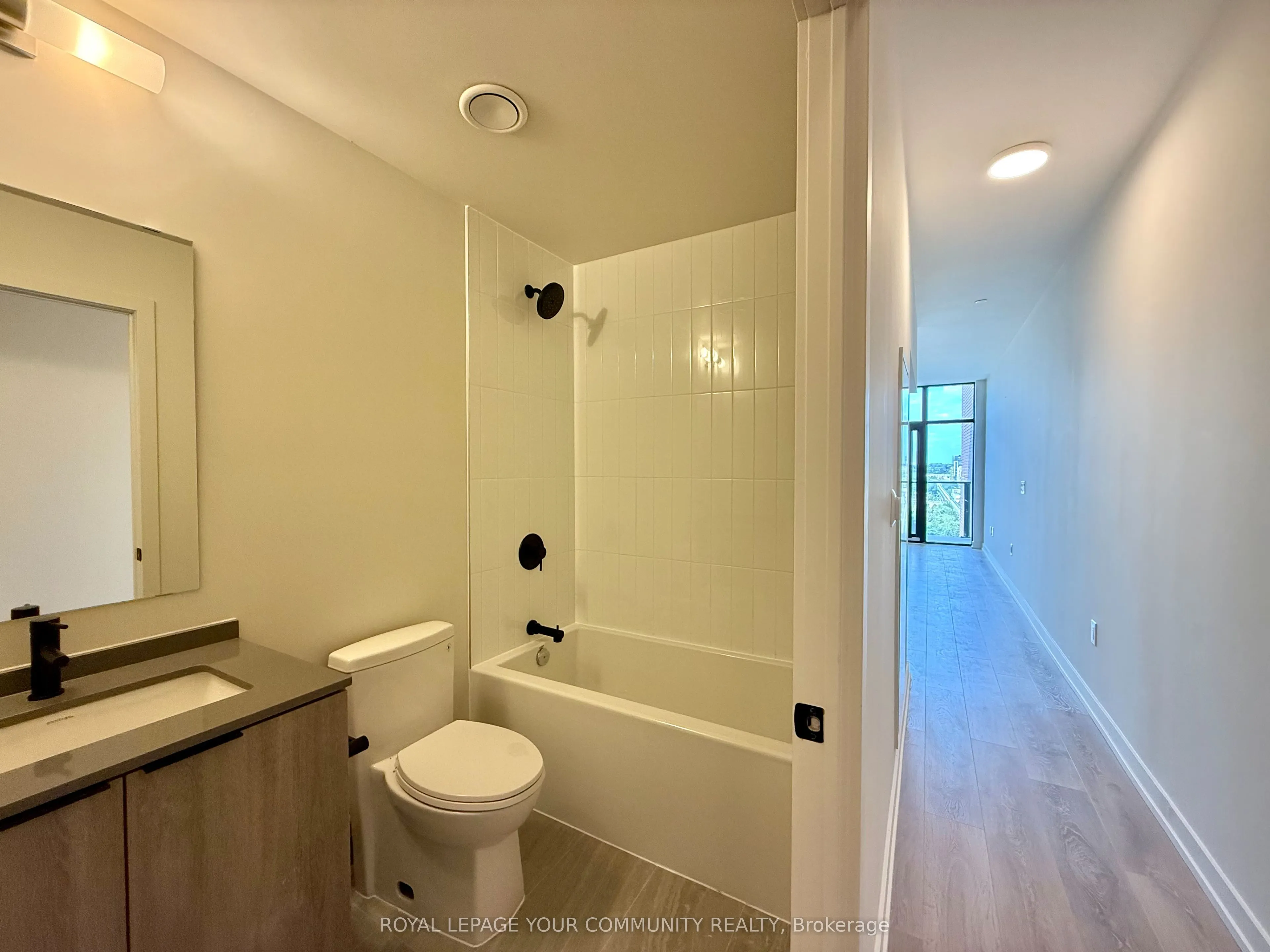 181 Sterling Road, #UPH 06