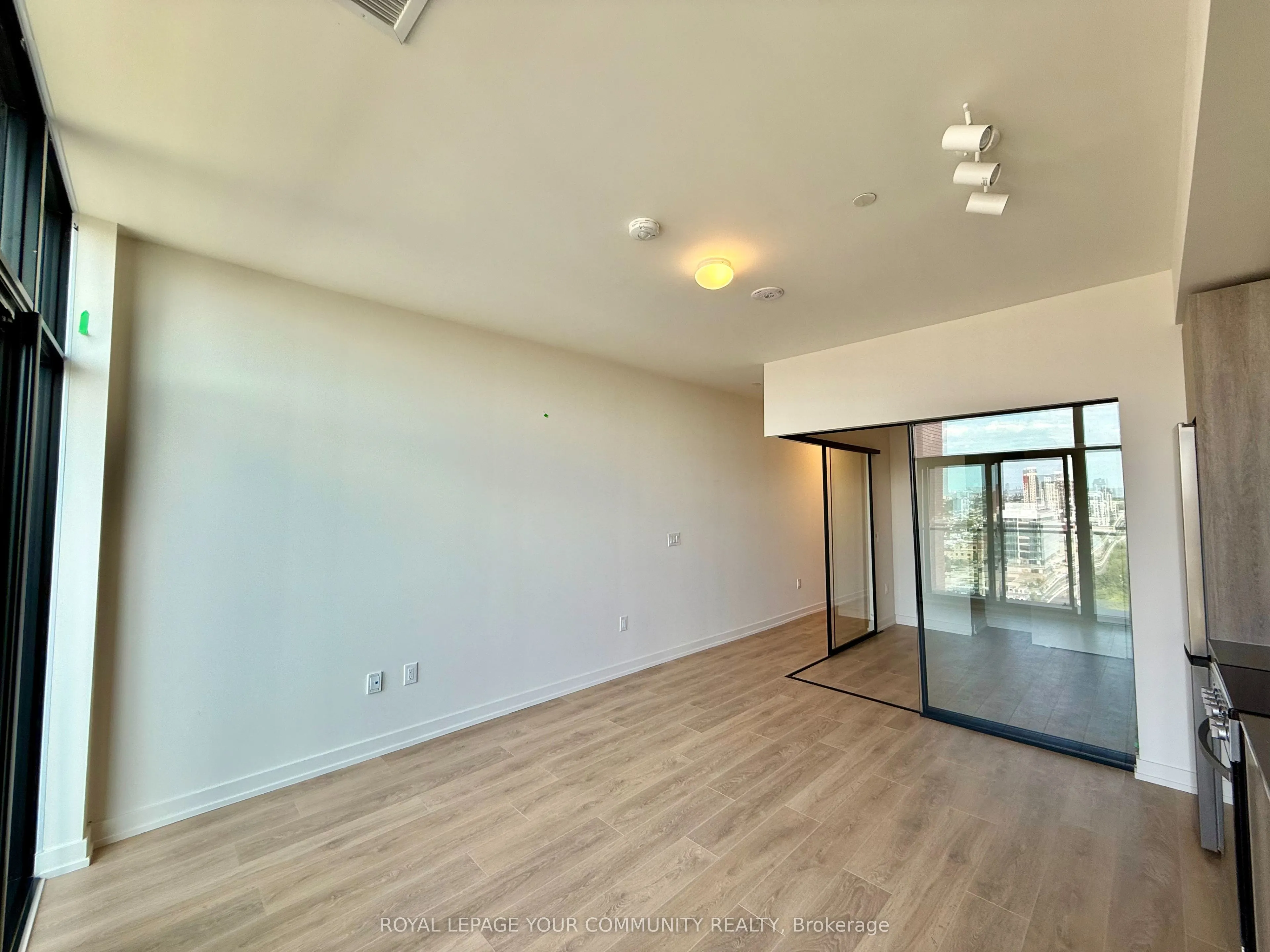 181 Sterling Road, #UPH 06