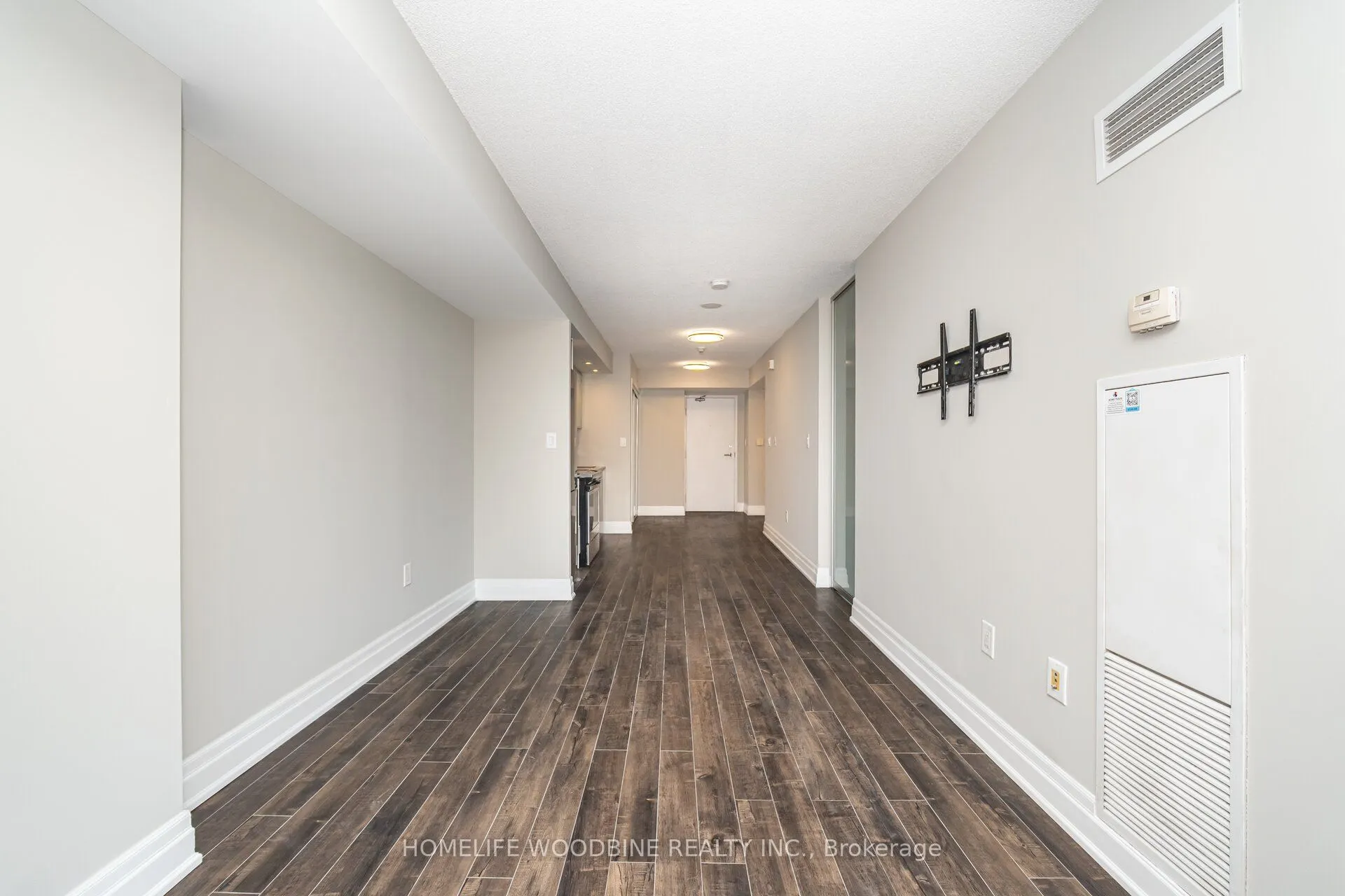 25 Telegram Mews, #1110