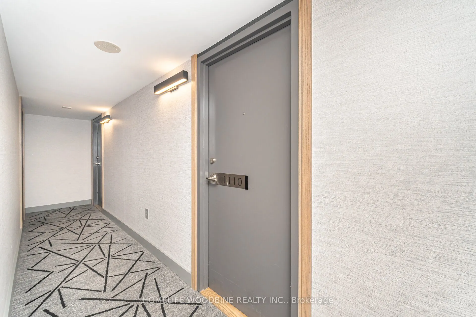 25 Telegram Mews, #1110