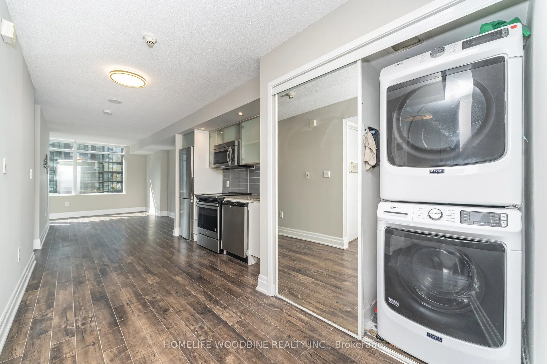 25 Telegram Mews, #1110
