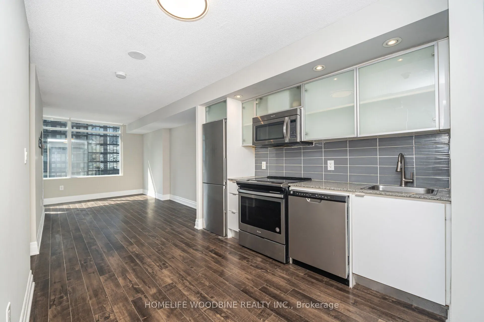 25 Telegram Mews, #1110