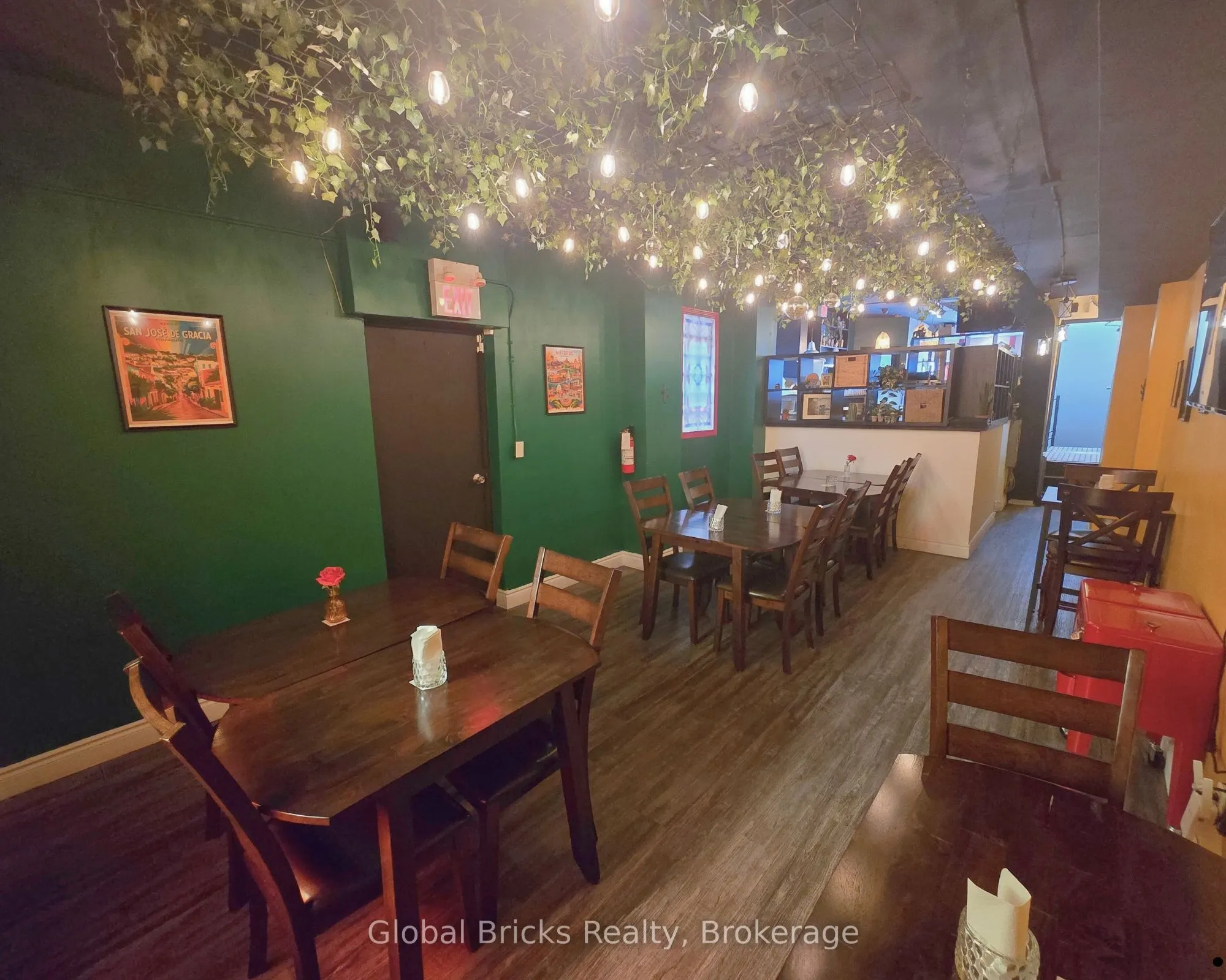 1128 Queen Street