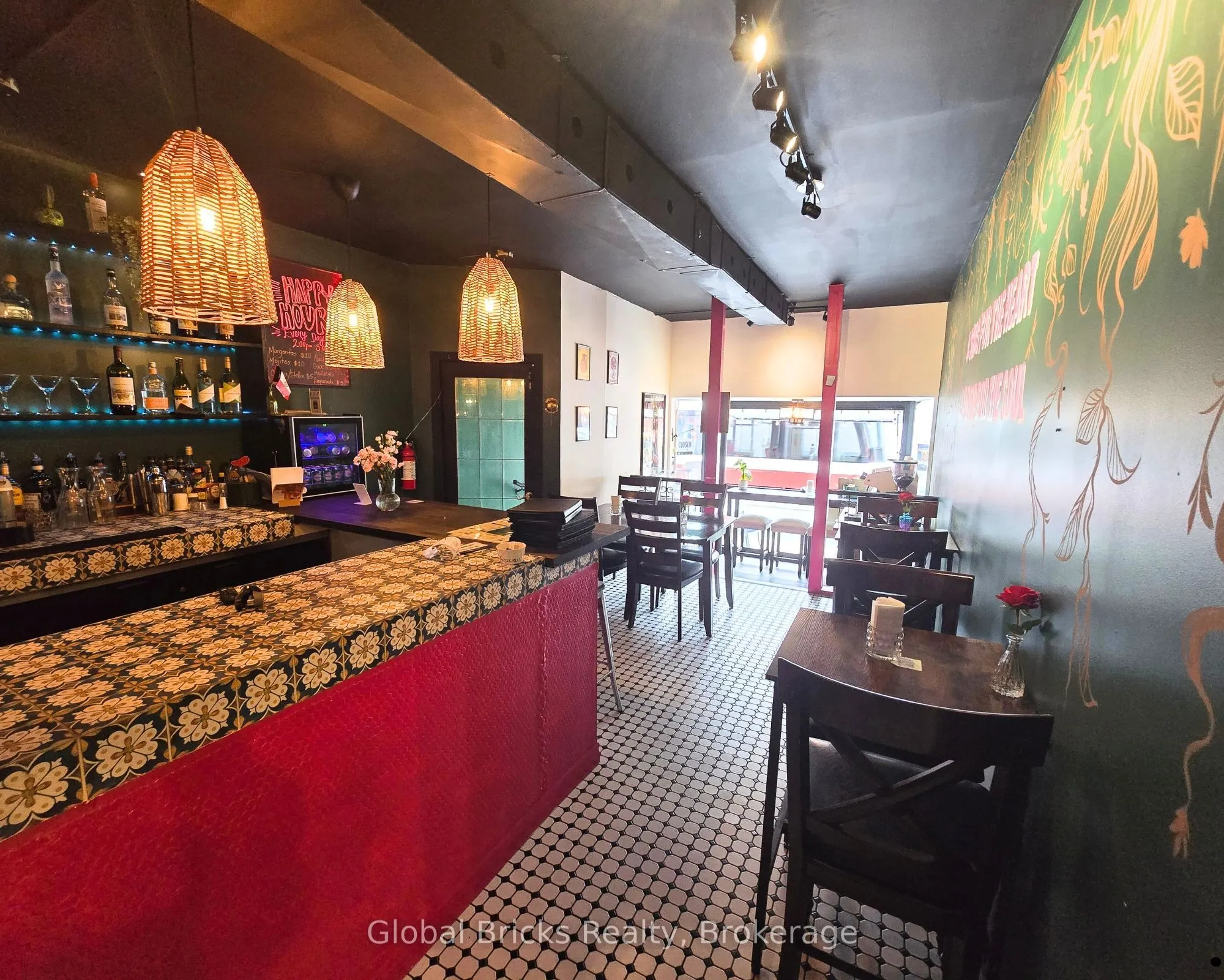 1128 Queen Street