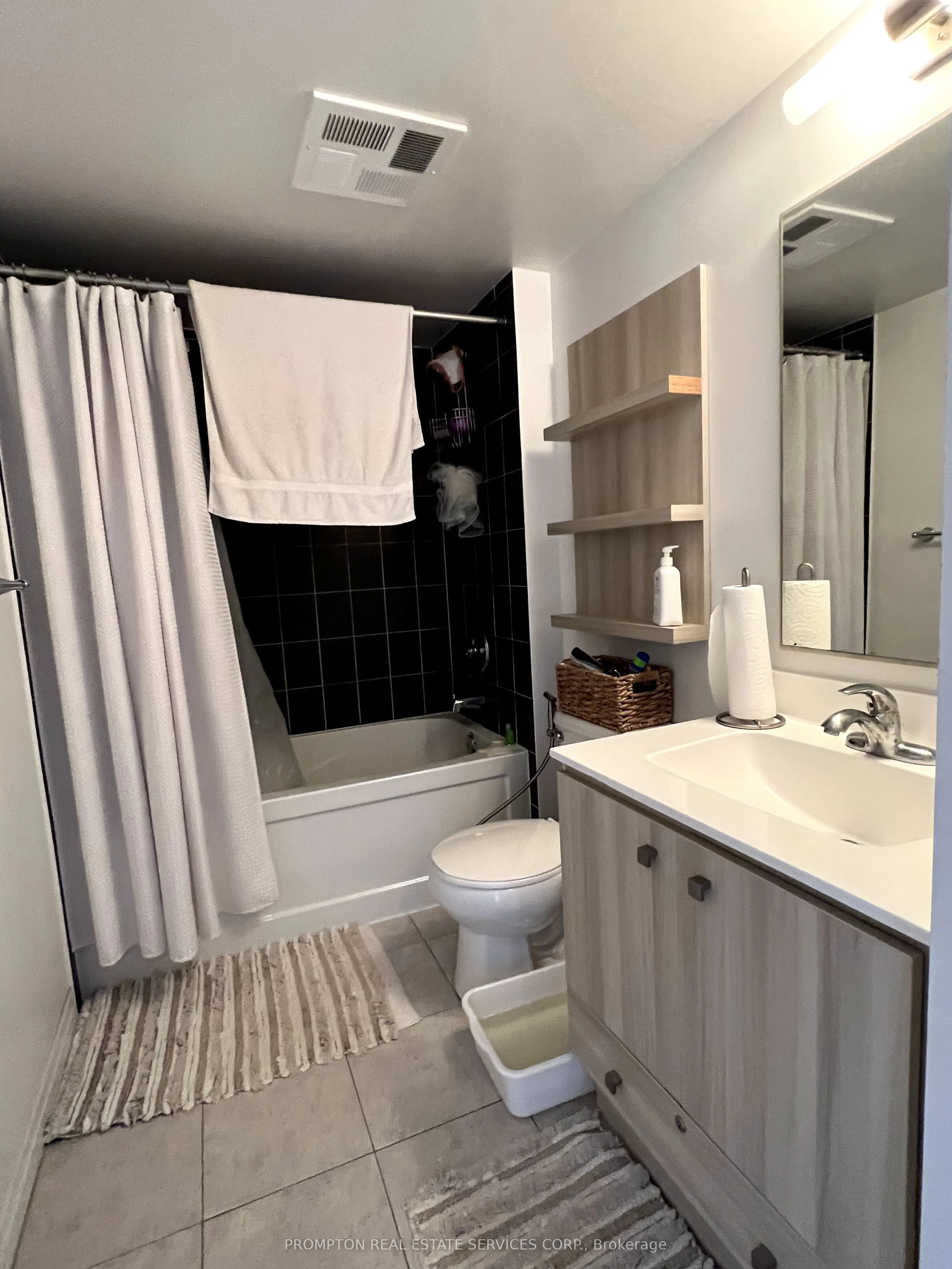 2015 Sheppard Avenue E, #3204