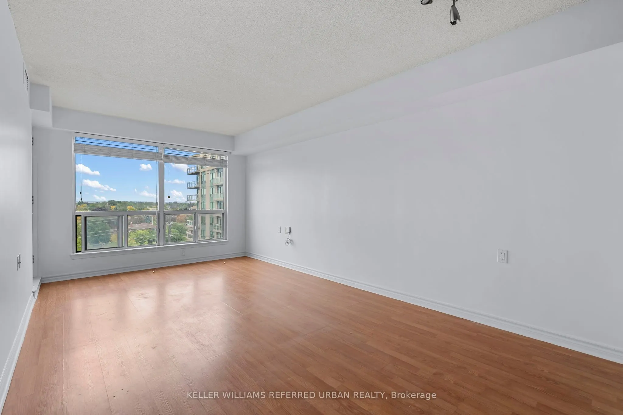 935 Sheppard Avenue W, #608