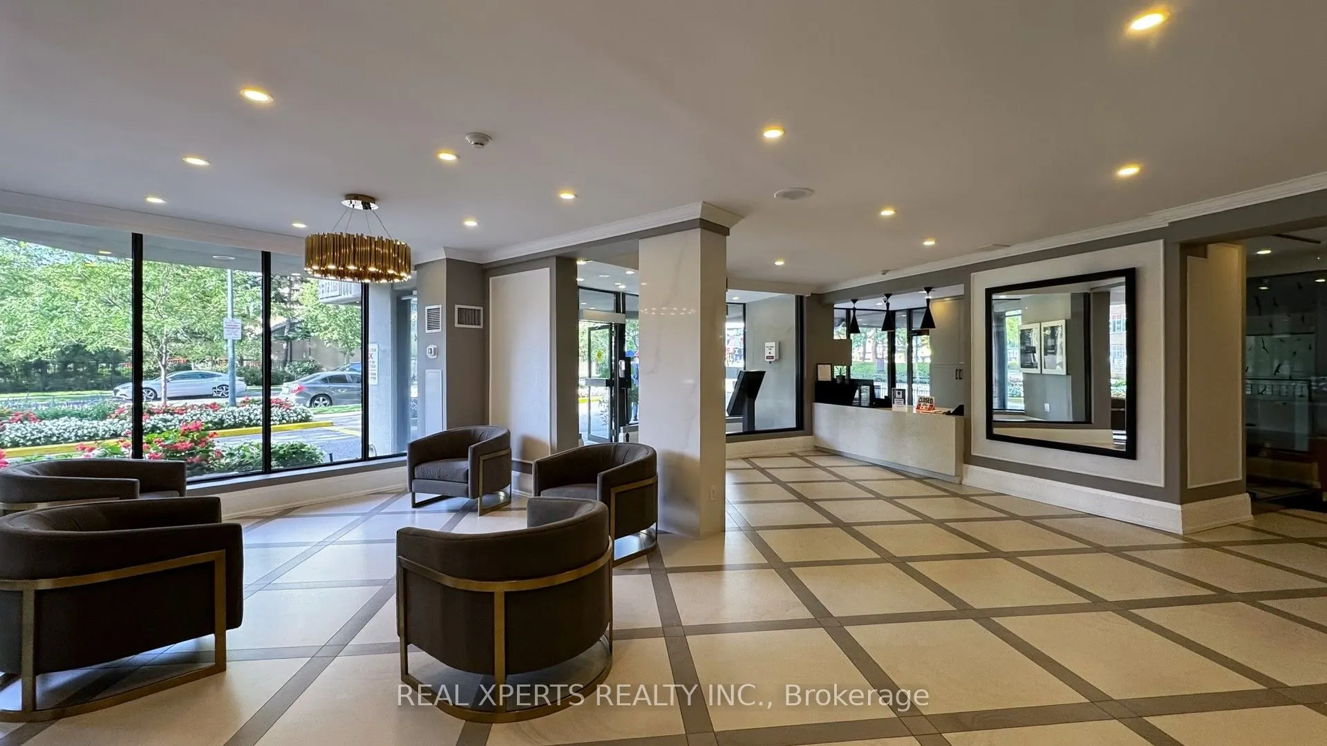5444 Yonge Street, #1609