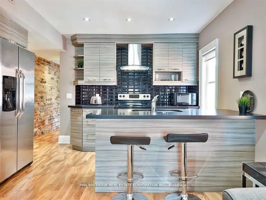 4 Belle Ayre Boulevard