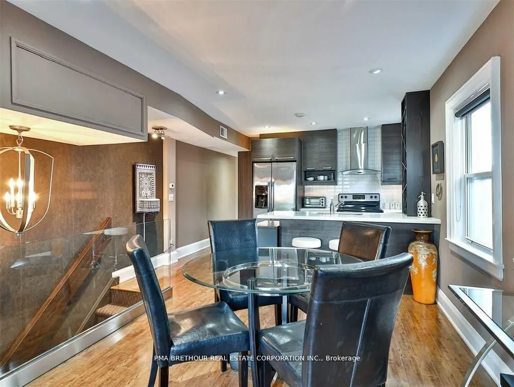 4 Belle Ayre Boulevard