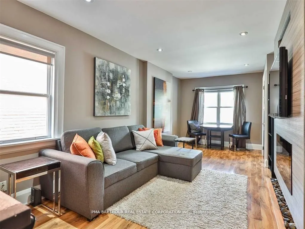 4 Belle Ayre Boulevard