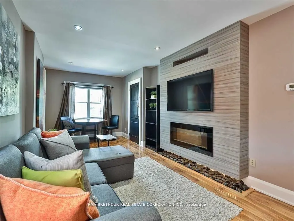 4 Belle Ayre Boulevard