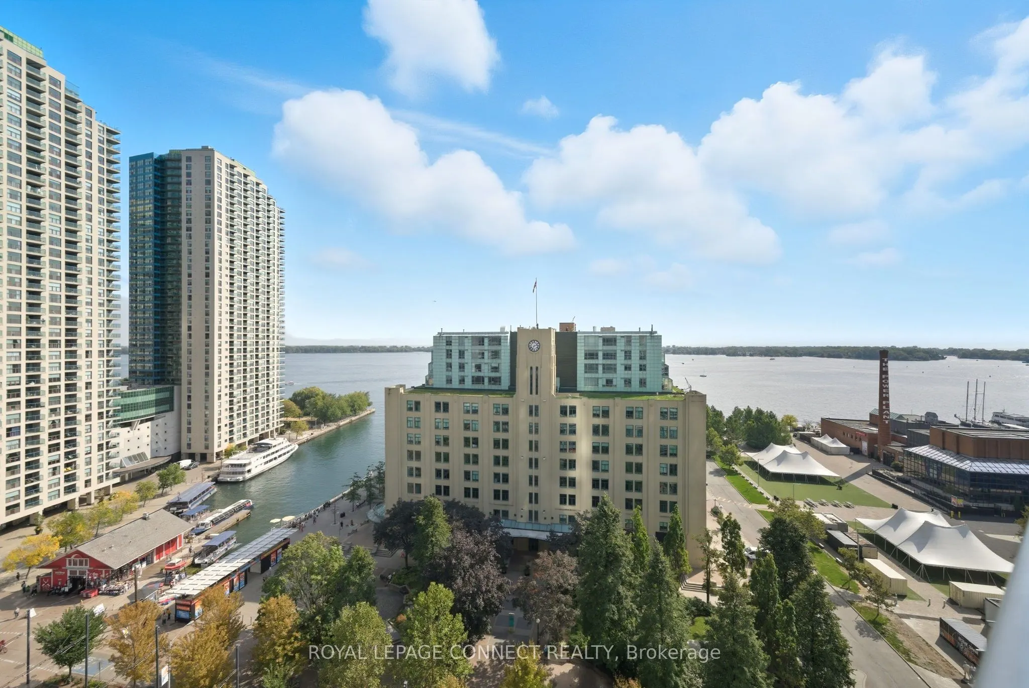 208 Queens Quay W, #1504
