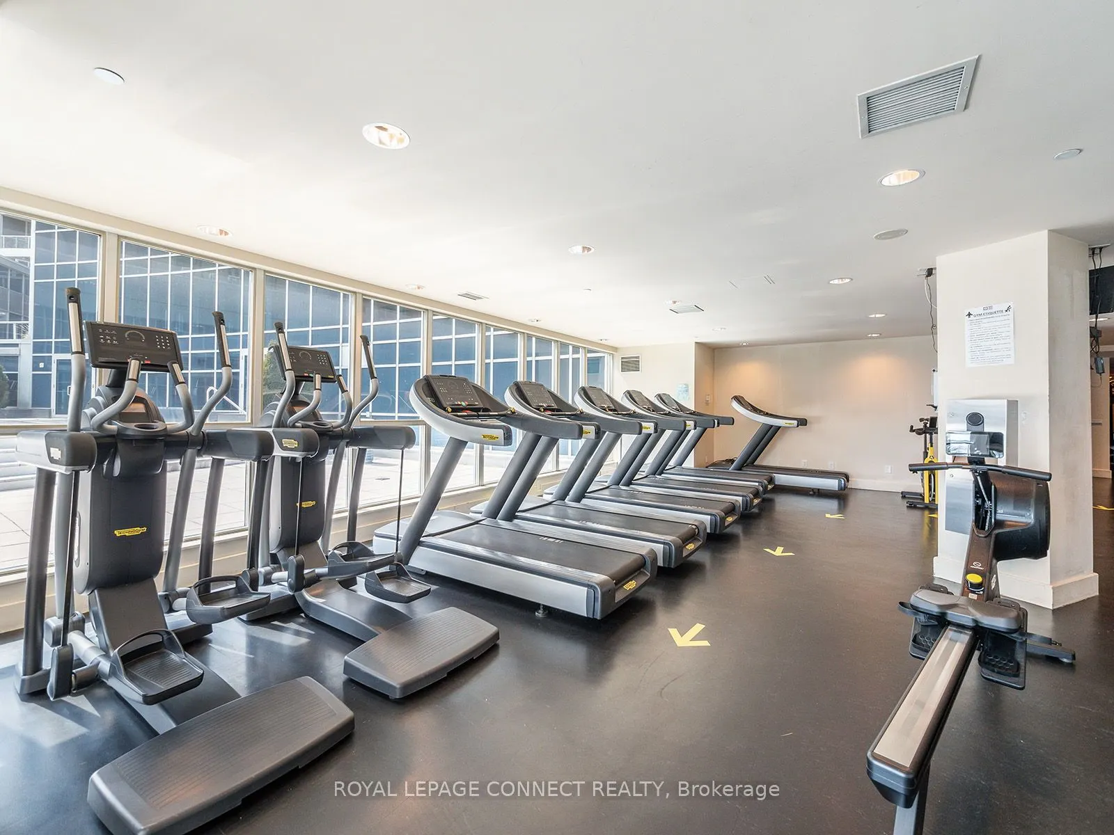 208 Queens Quay W, #1504