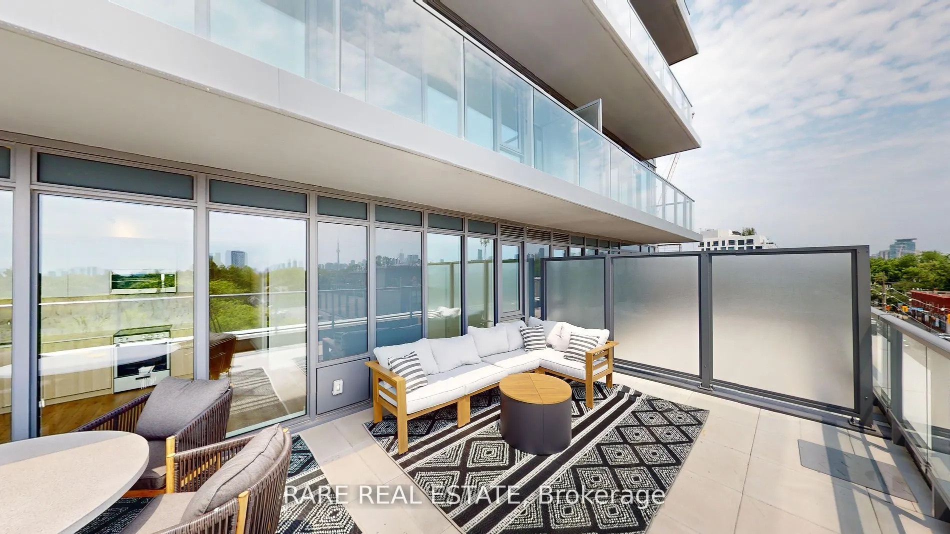 500 Dupont Street, #417