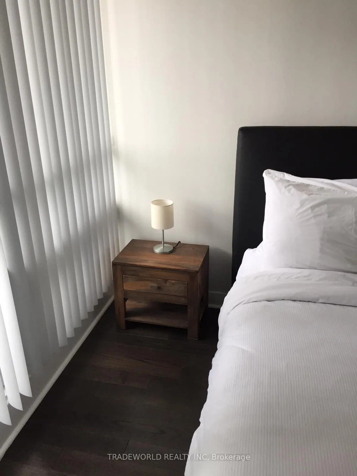 295 Adelaide Street W, #2706