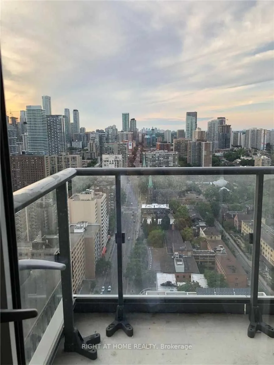 251 Jarvis Street E, #1925