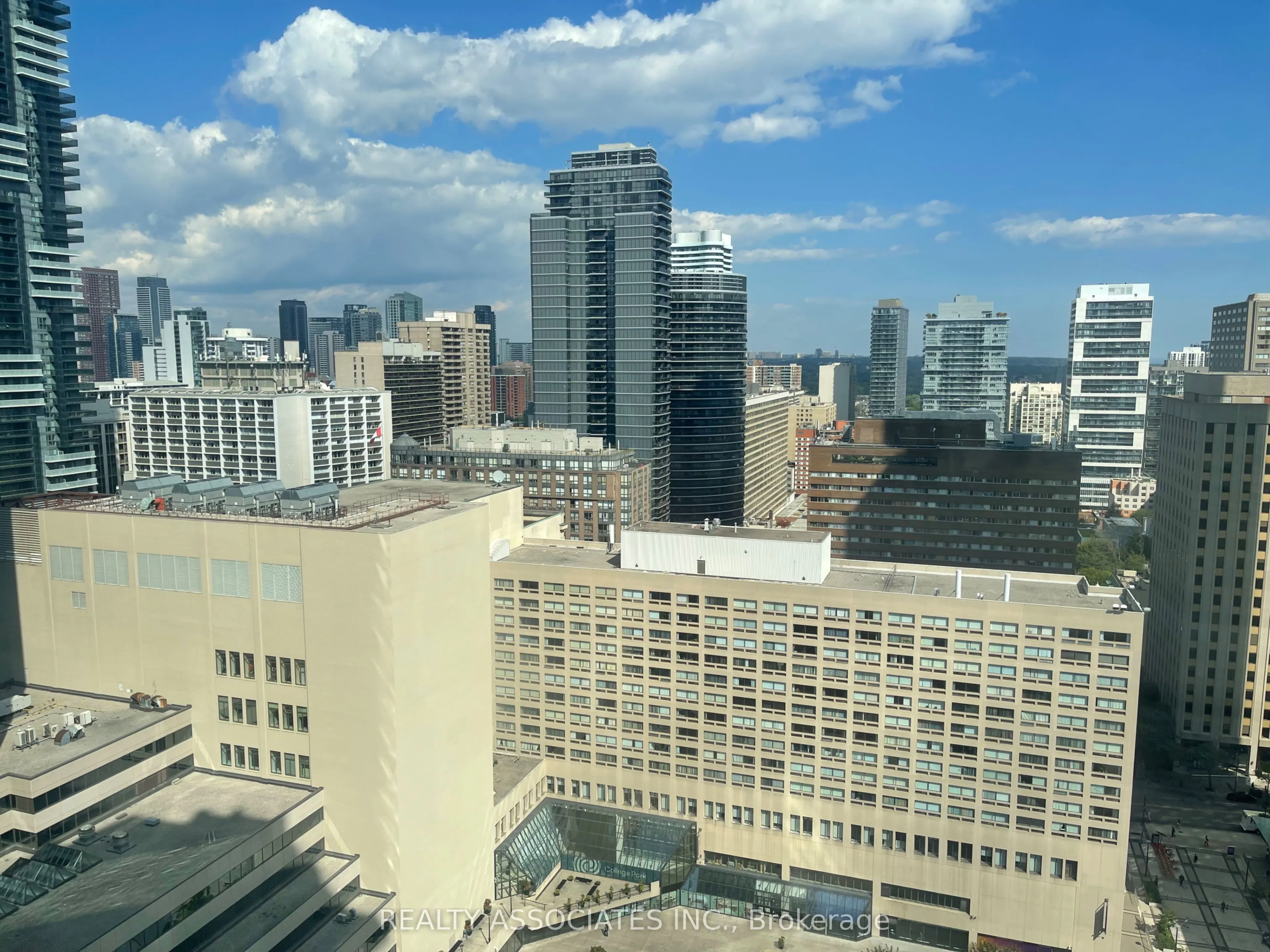 761 Bay Street, #2702
