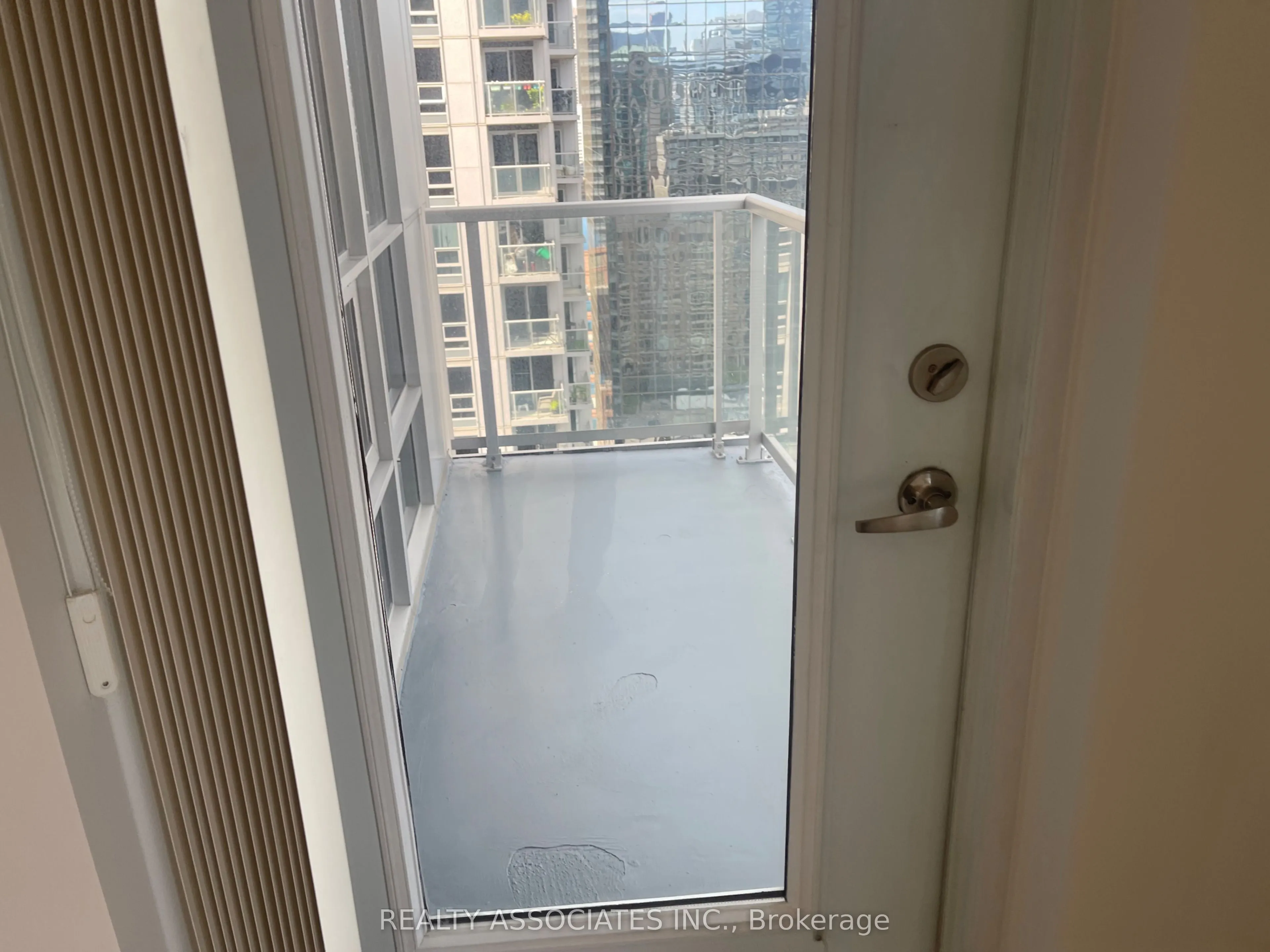761 Bay Street, #2702