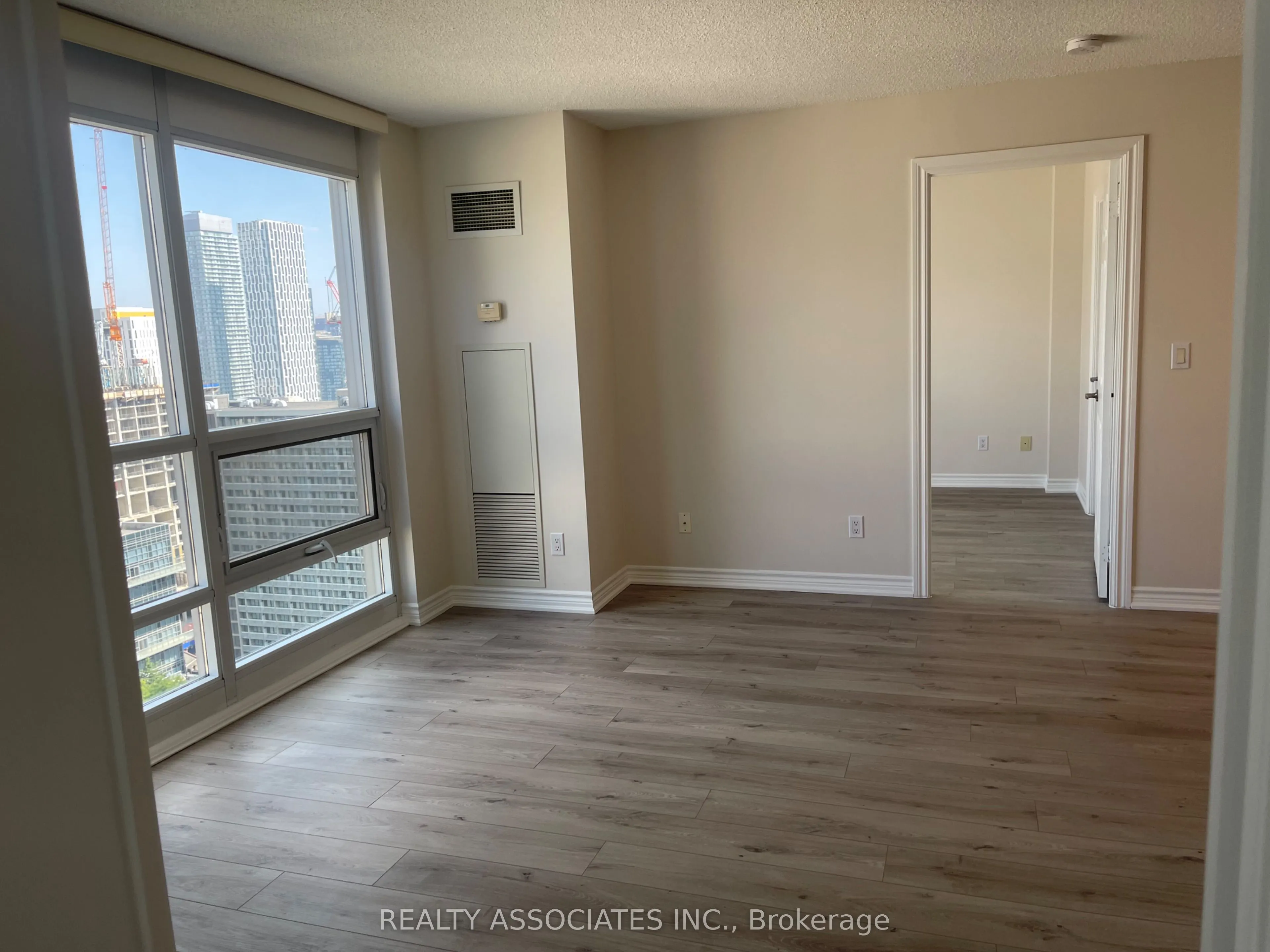 761 Bay Street, #2702
