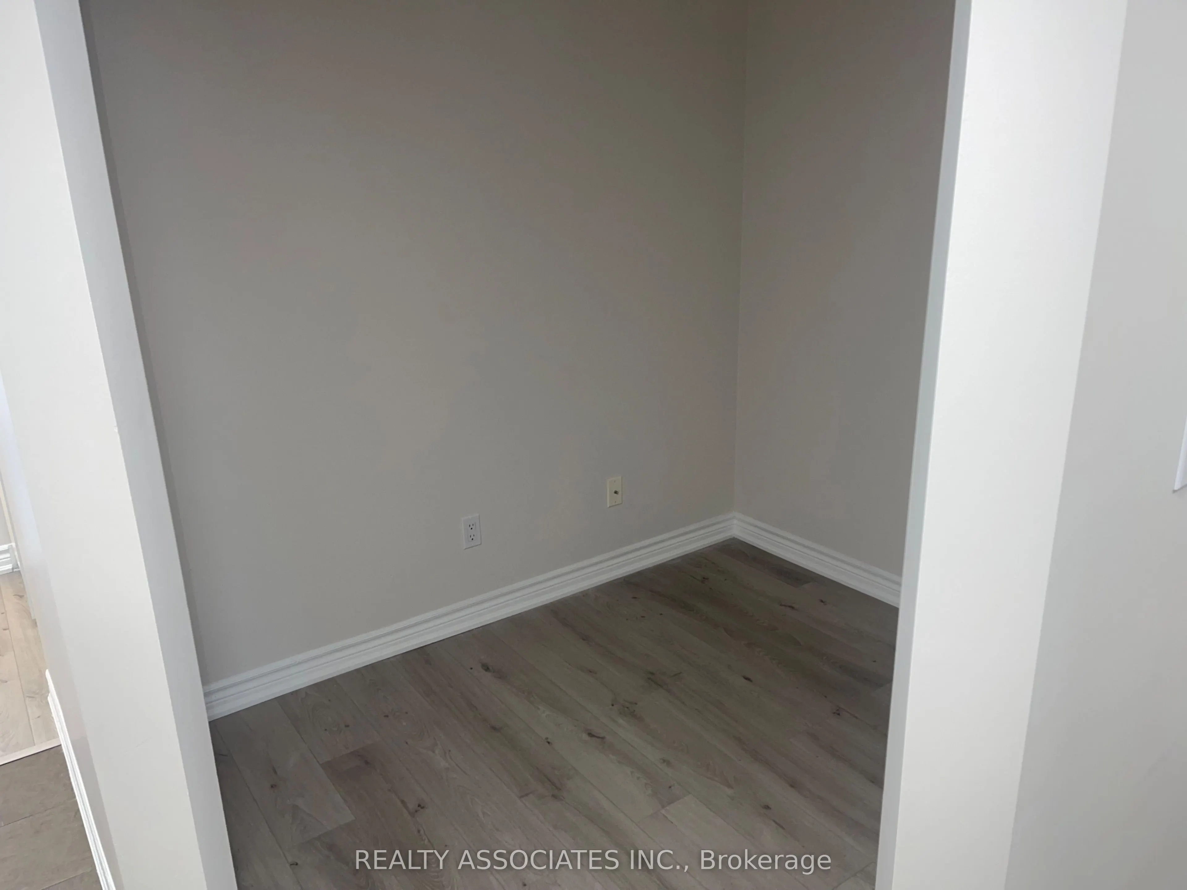 761 Bay Street, #2702