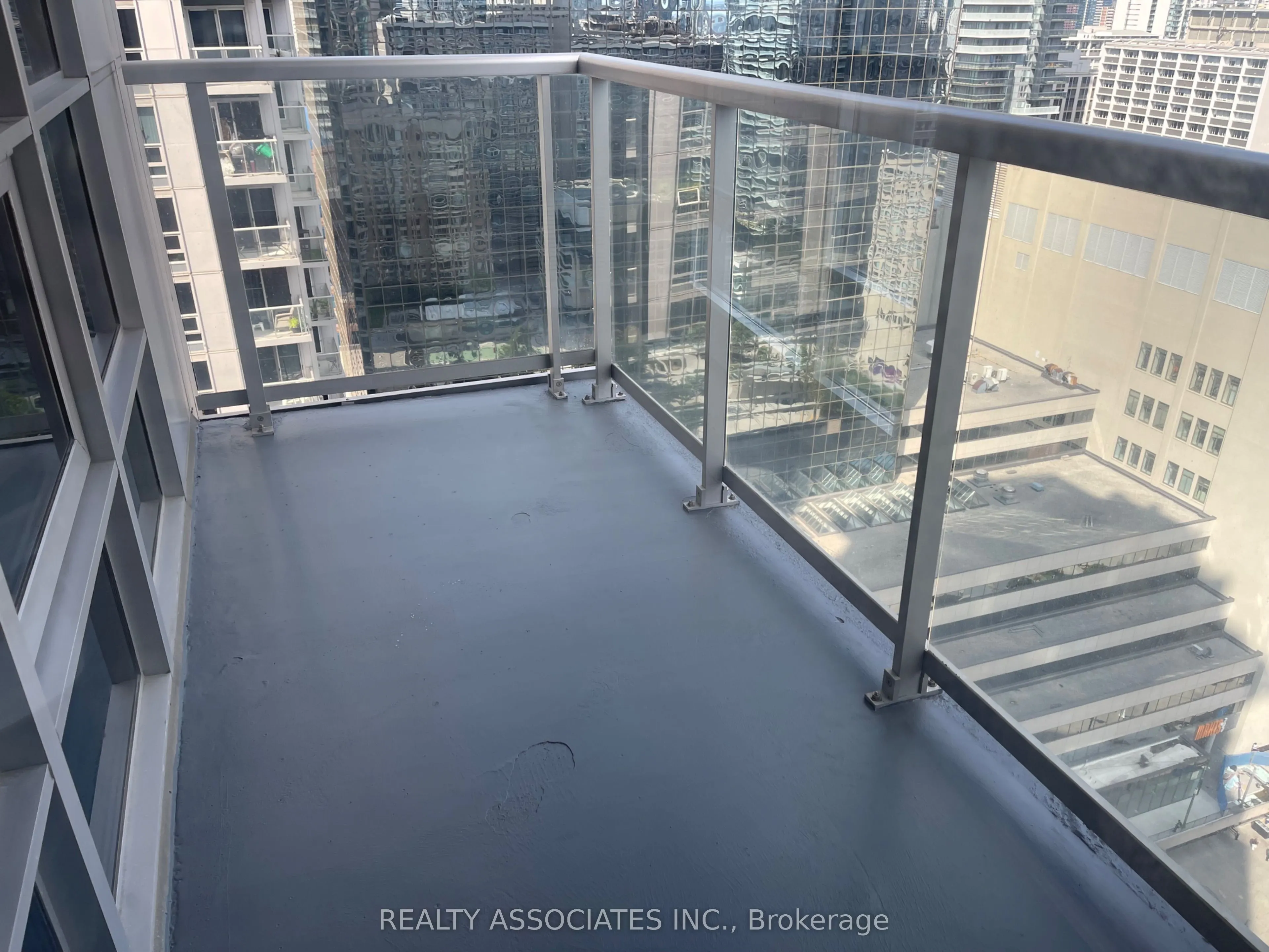 761 Bay Street, #2702