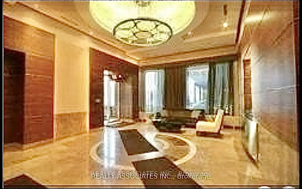 761 Bay Street, #2702