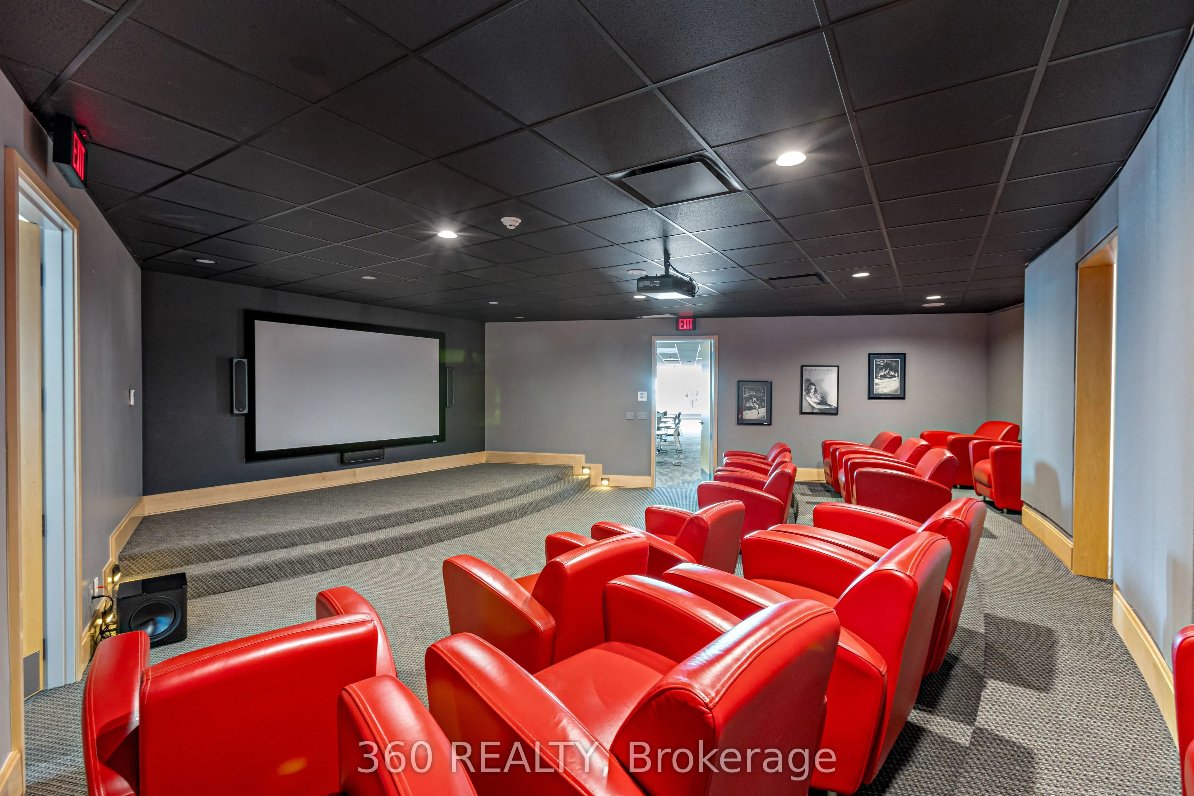 10 Yonge Street, #1211