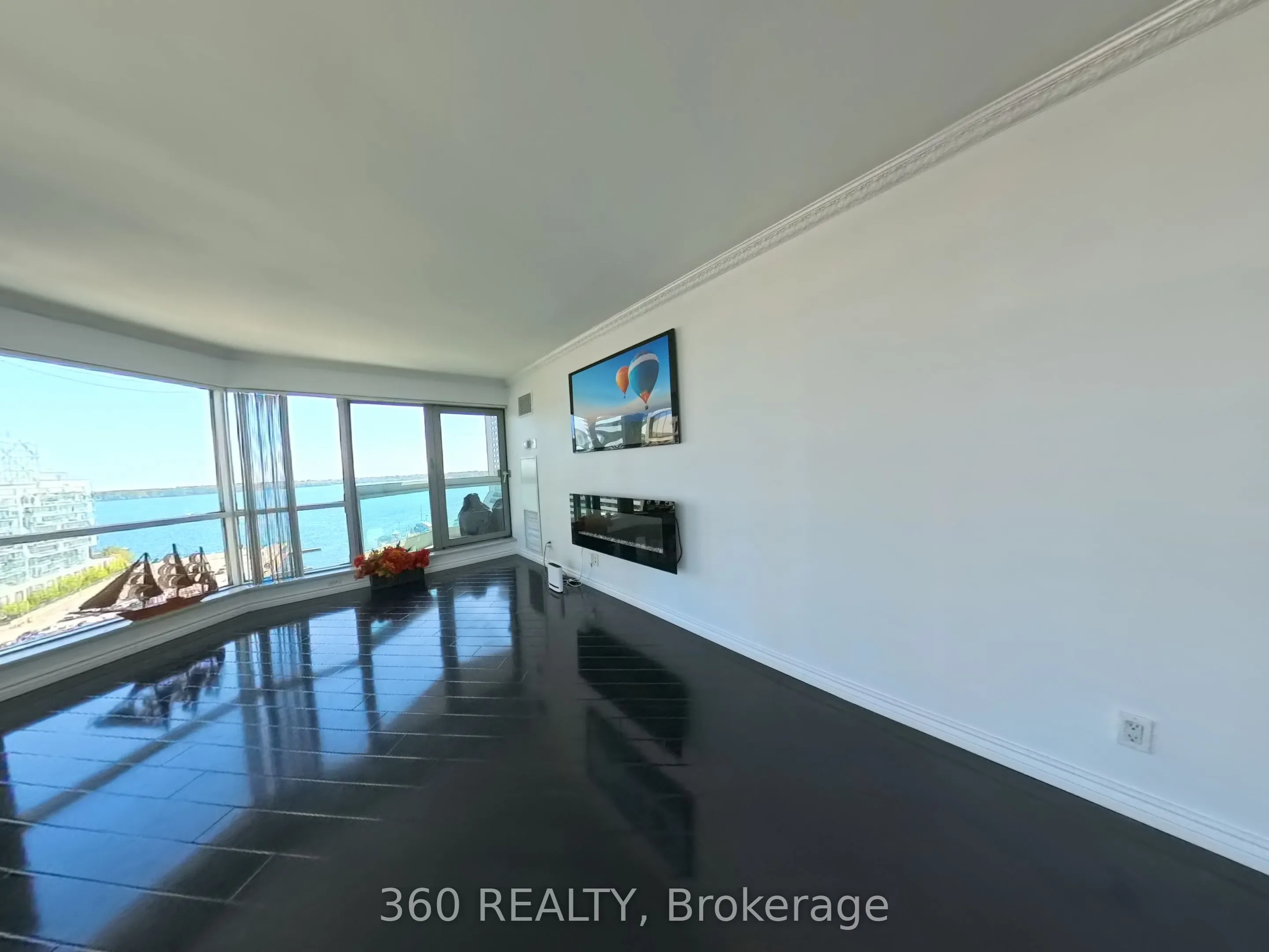 10 Yonge Street, #1211