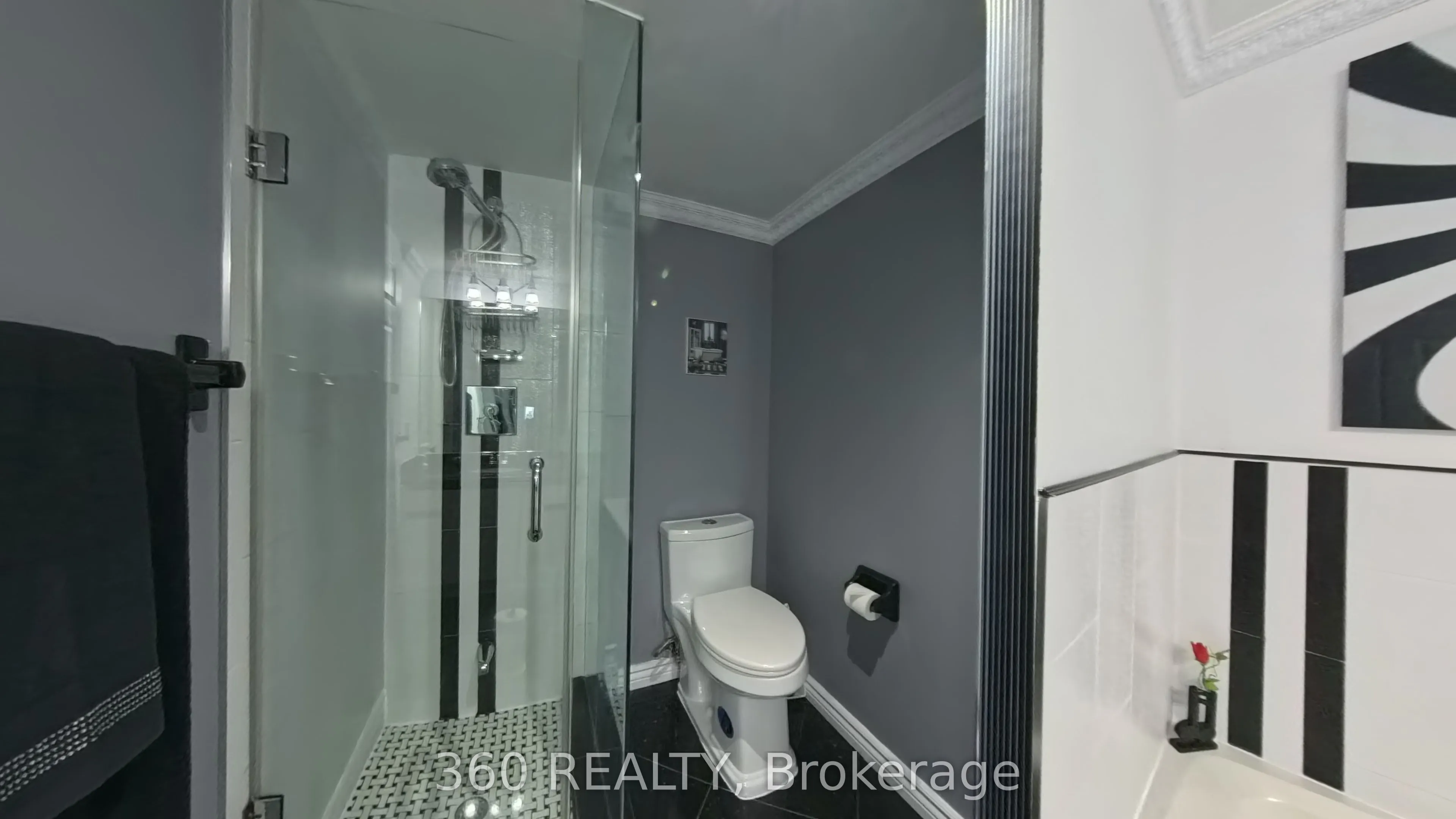 10 Yonge Street, #1211