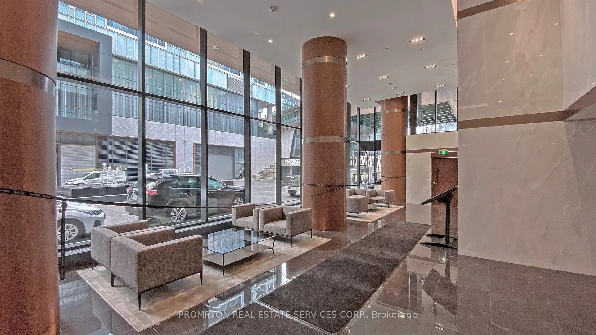 17 Bathurst Street