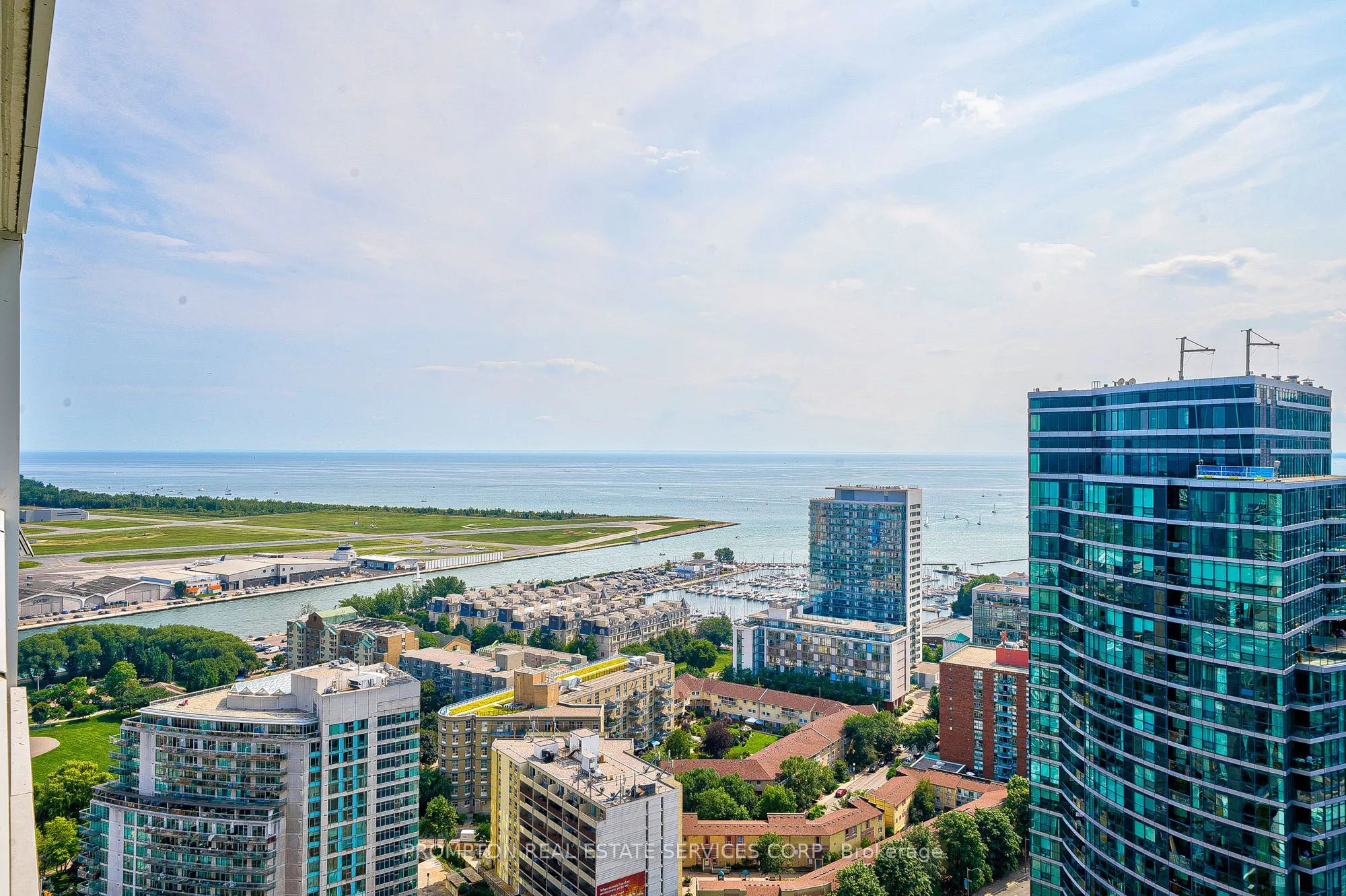 17 Bathurst Street