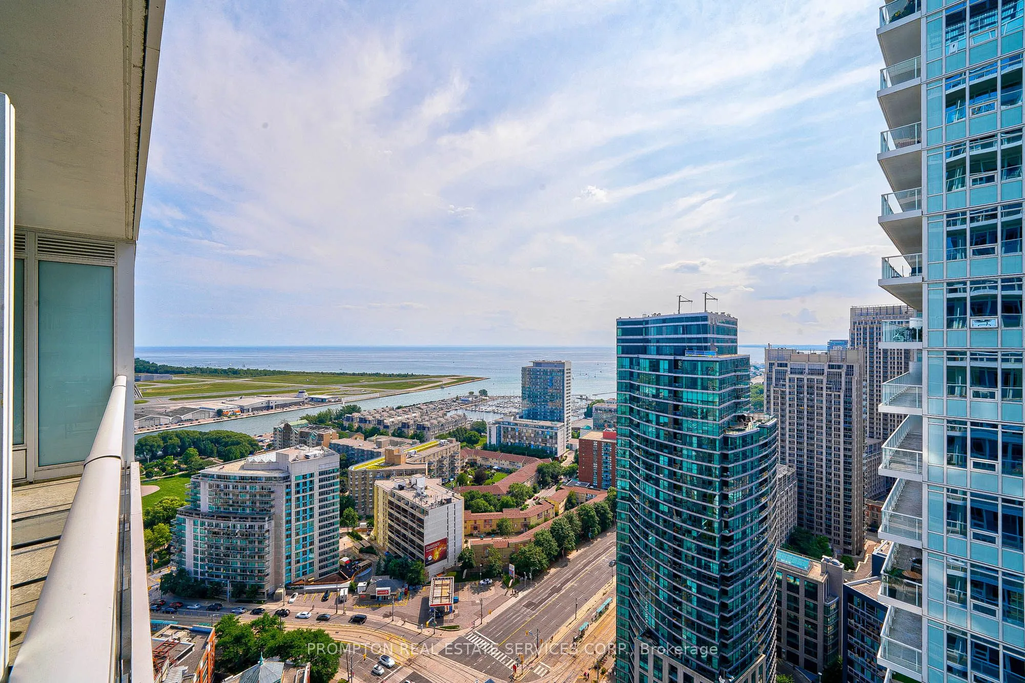 17 Bathurst Street