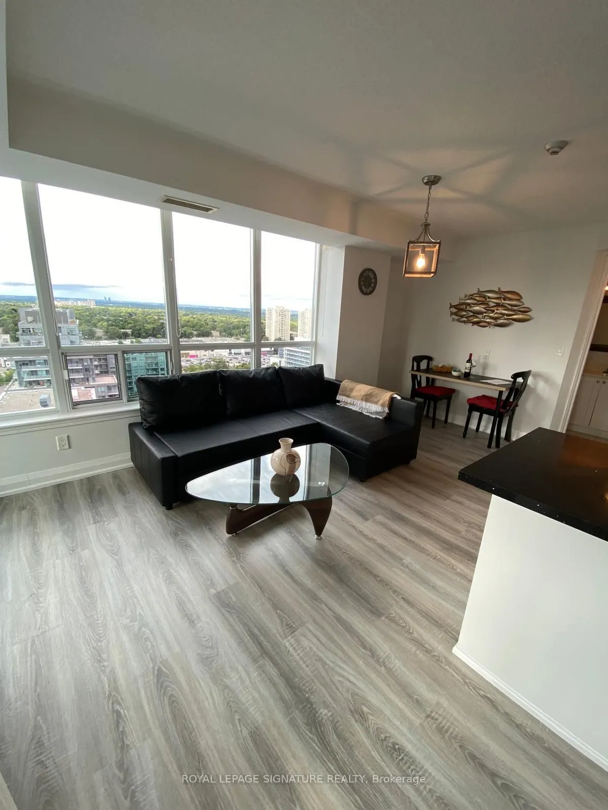 17 Barberry Place, #1914